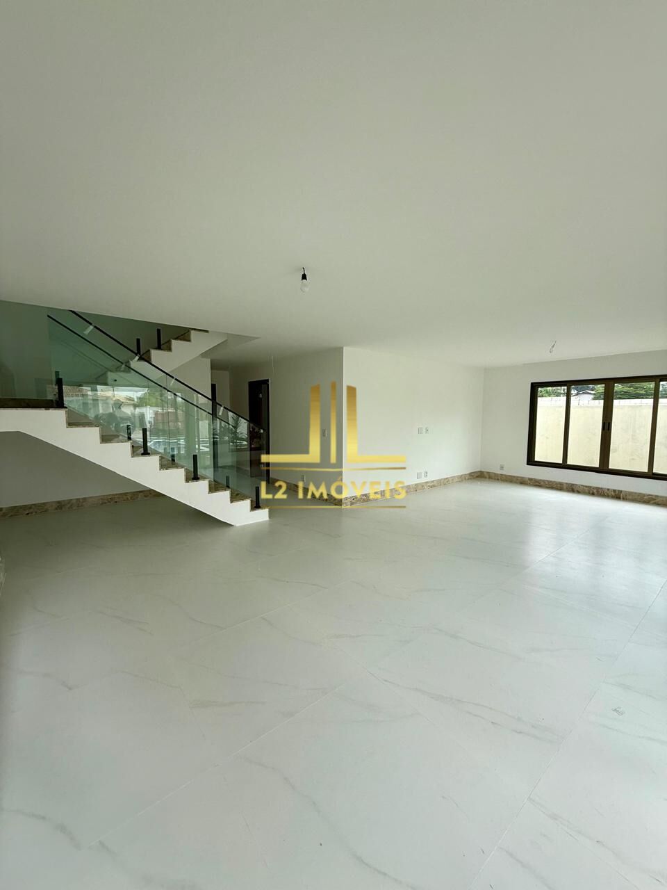 Casa à venda com 5 quartos, 206m² - Foto 16