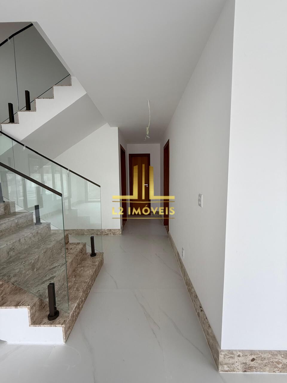 Casa à venda com 5 quartos, 206m² - Foto 15