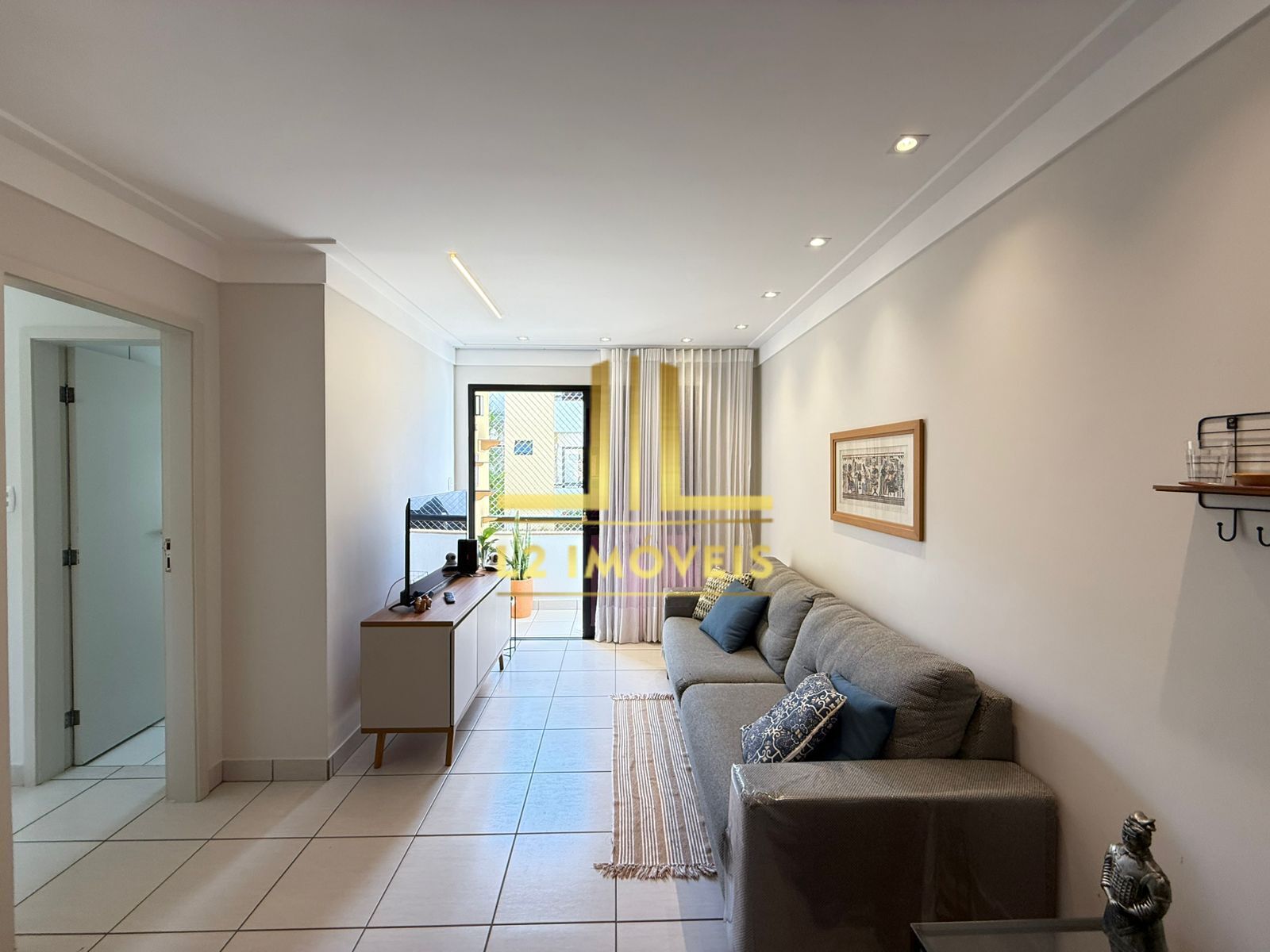 Apartamento à venda com 1 quarto, 48m² - Foto 2