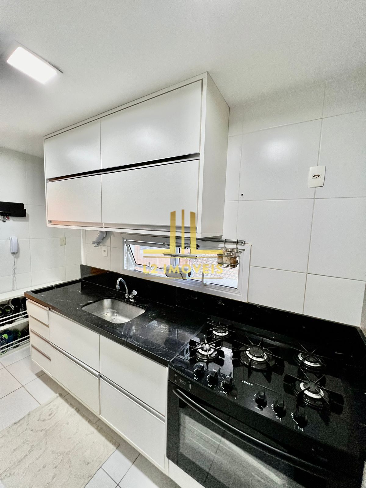 Apartamento à venda com 2 quartos, 110m² - Foto 6