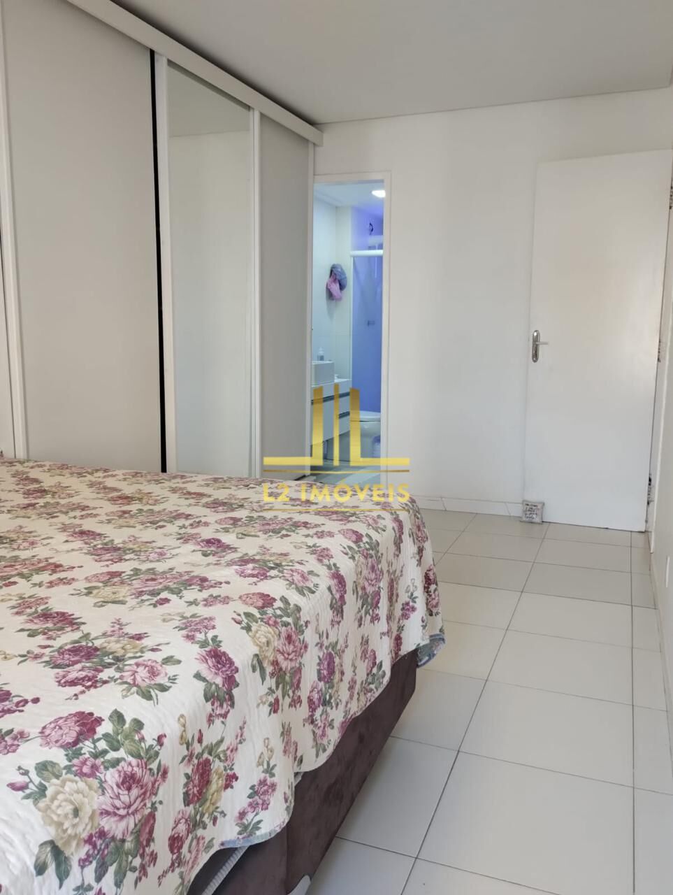 Apartamento à venda com 3 quartos, 120m² - Foto 5