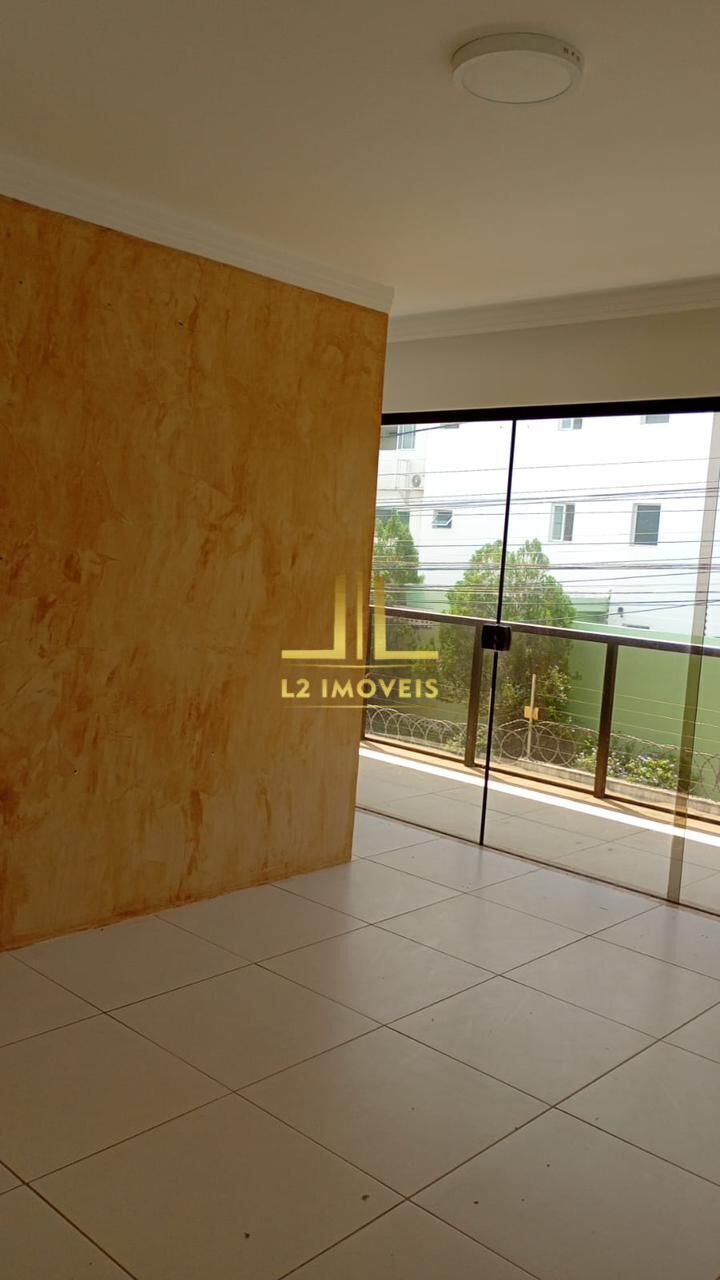 Casa à venda com 4 quartos, 180m² - Foto 4