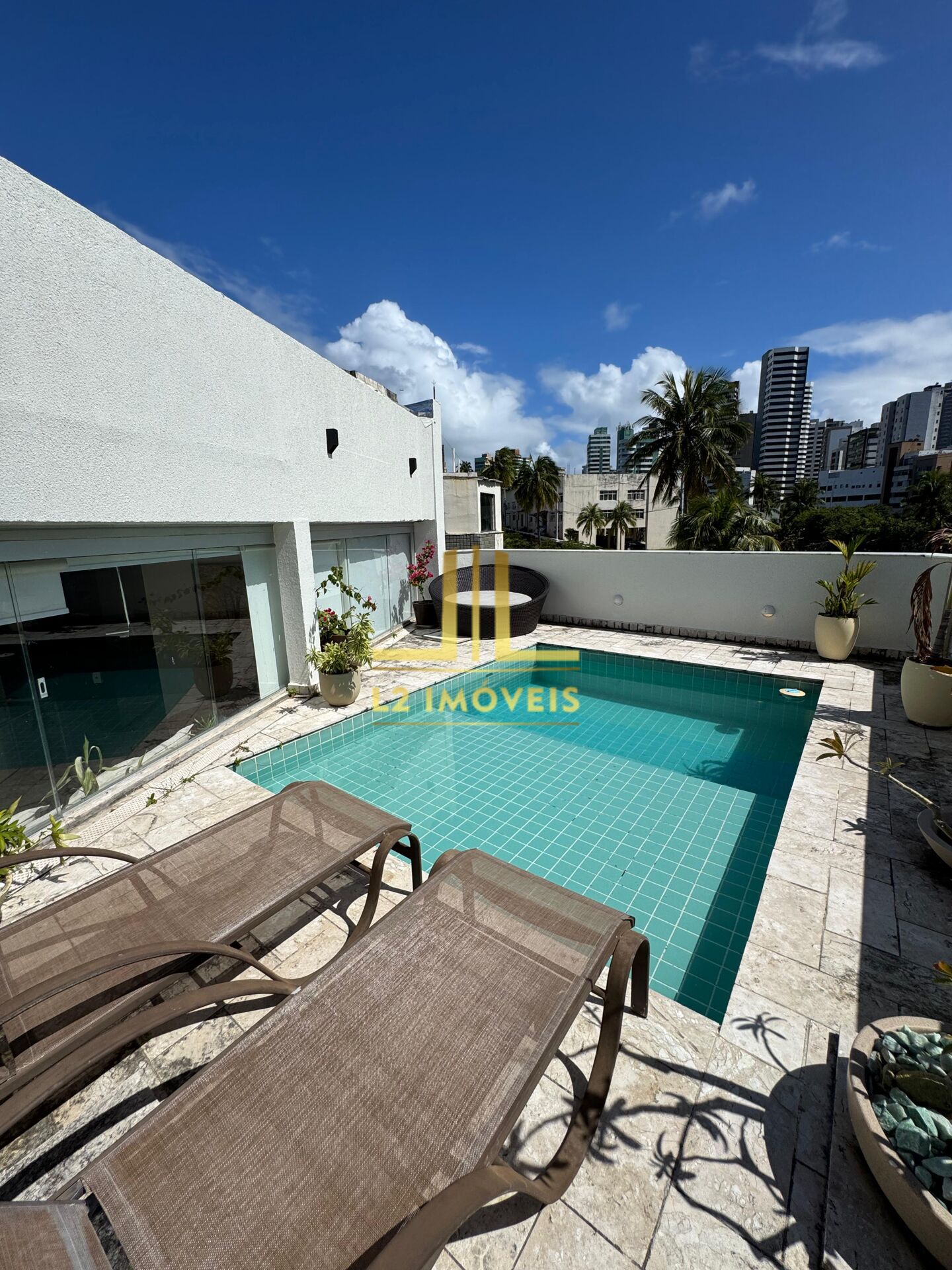 Cobertura, 3 quartos, 250 m² - Foto 1