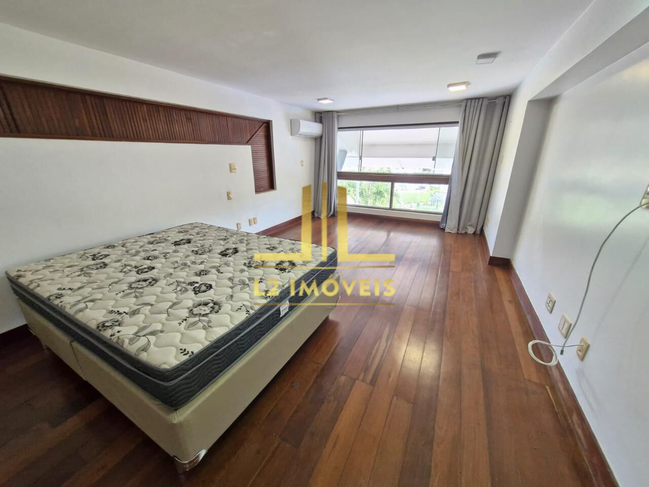 Casa à venda com 4 quartos, 560m² - Foto 13