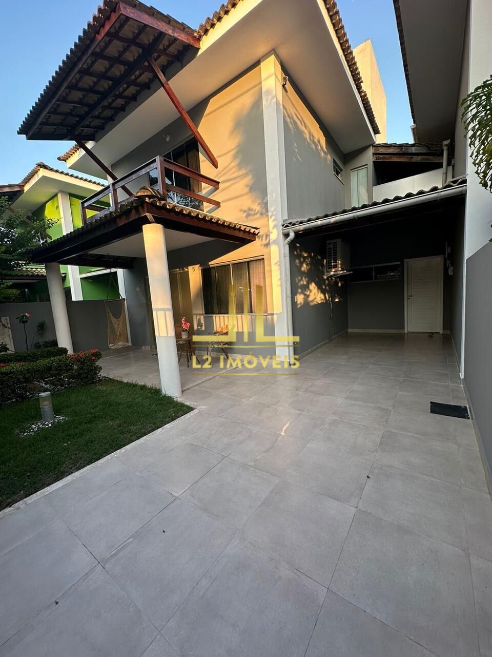 Casa à venda com 4 quartos, 174m² - Foto 1