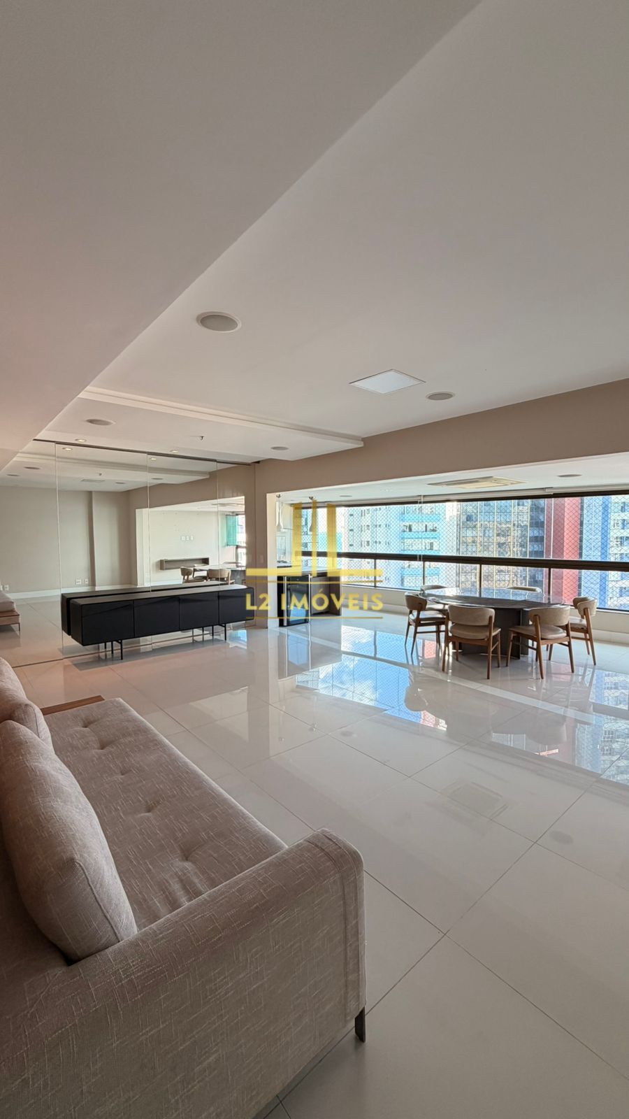 Apartamento, 3 quartos, 180 m² - Foto 2