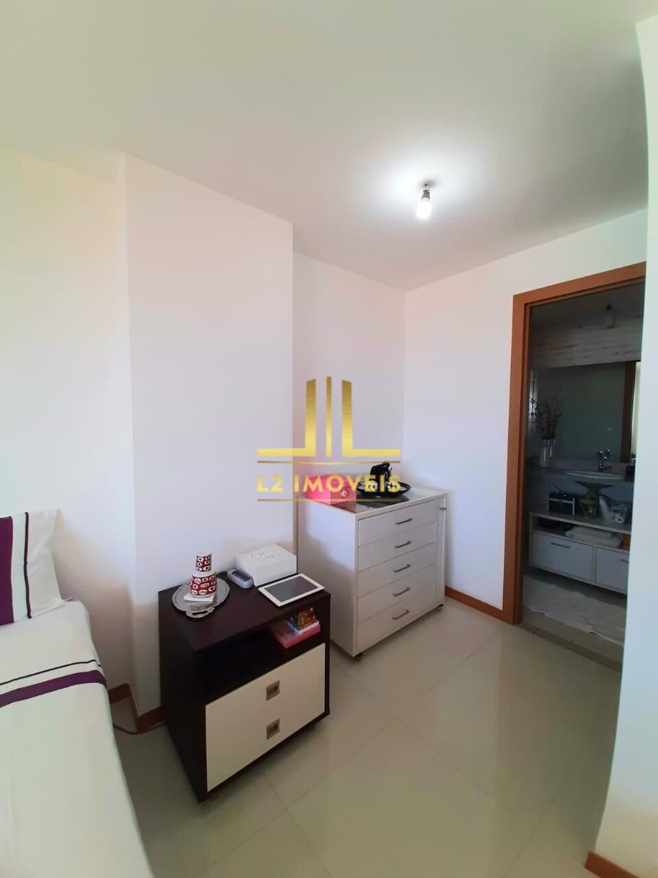 Apartamento - Itaigara