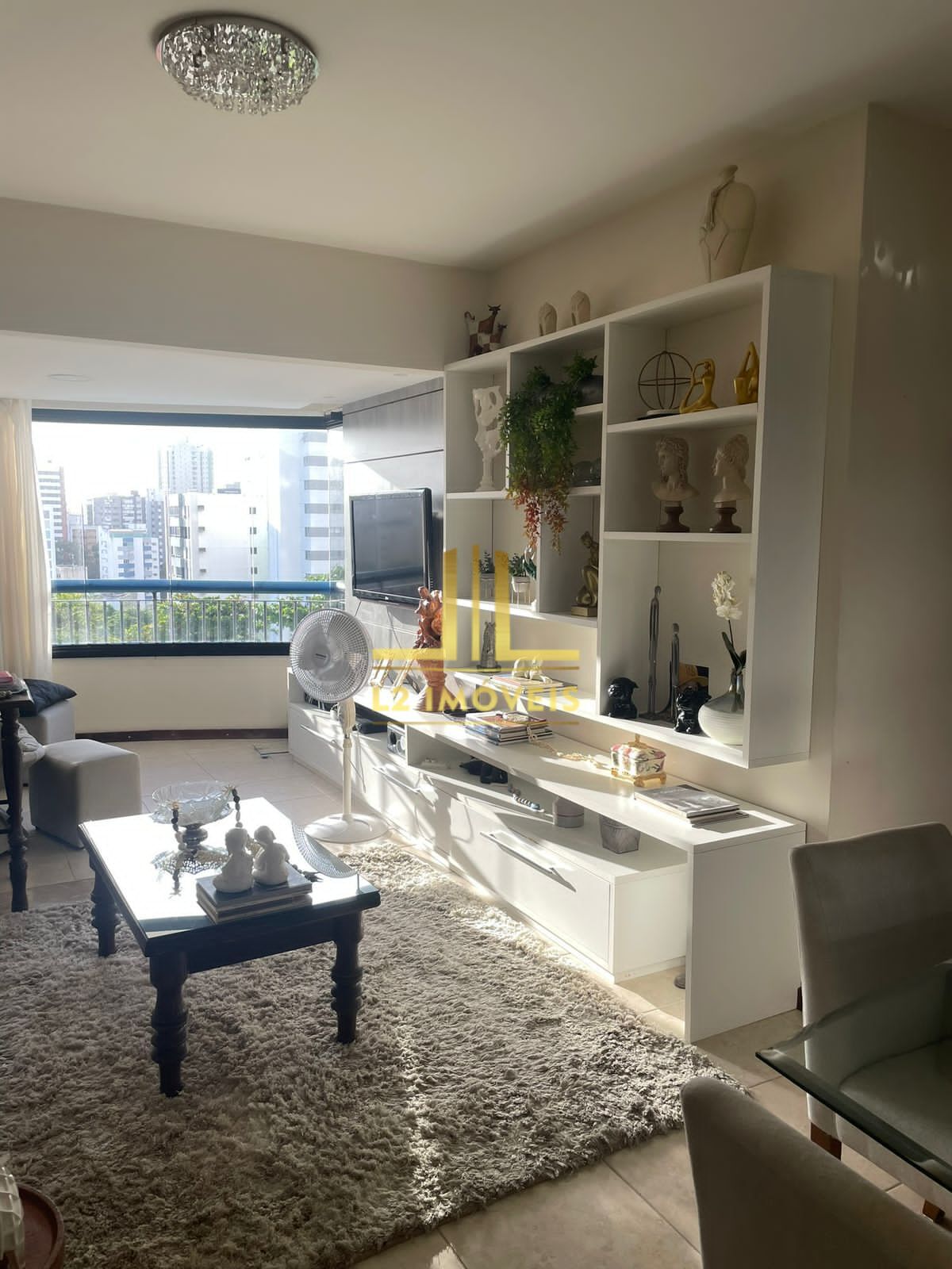 Apartamento à venda com 3 quartos, 114m² - Foto 3