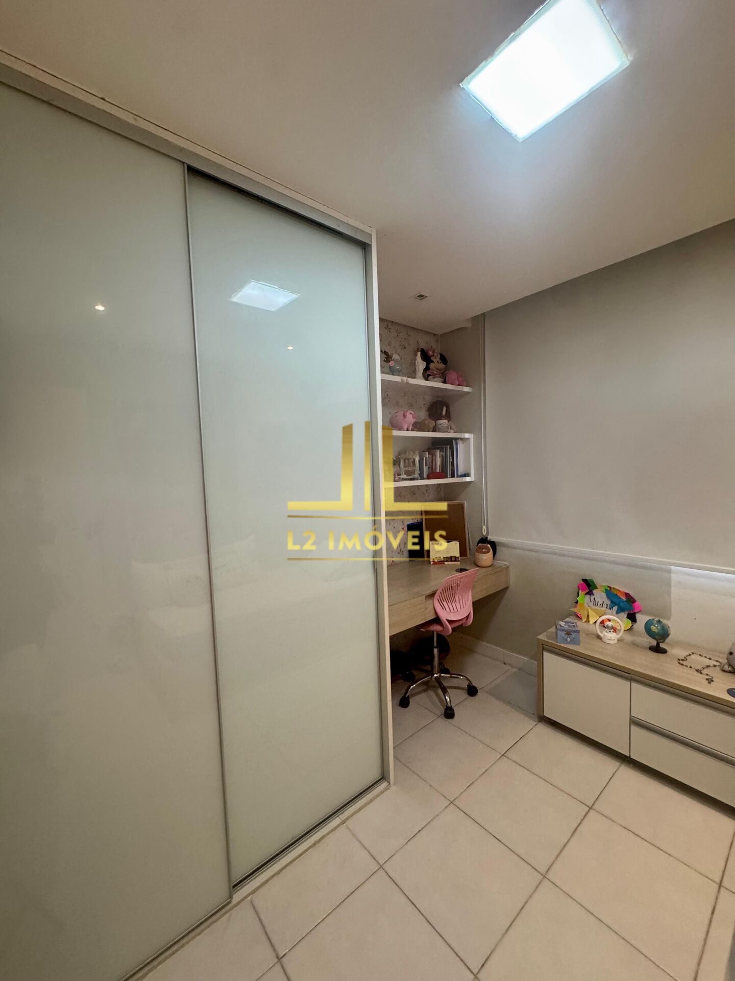 Apartamento à venda com 3 quartos, 110m² - Foto 9