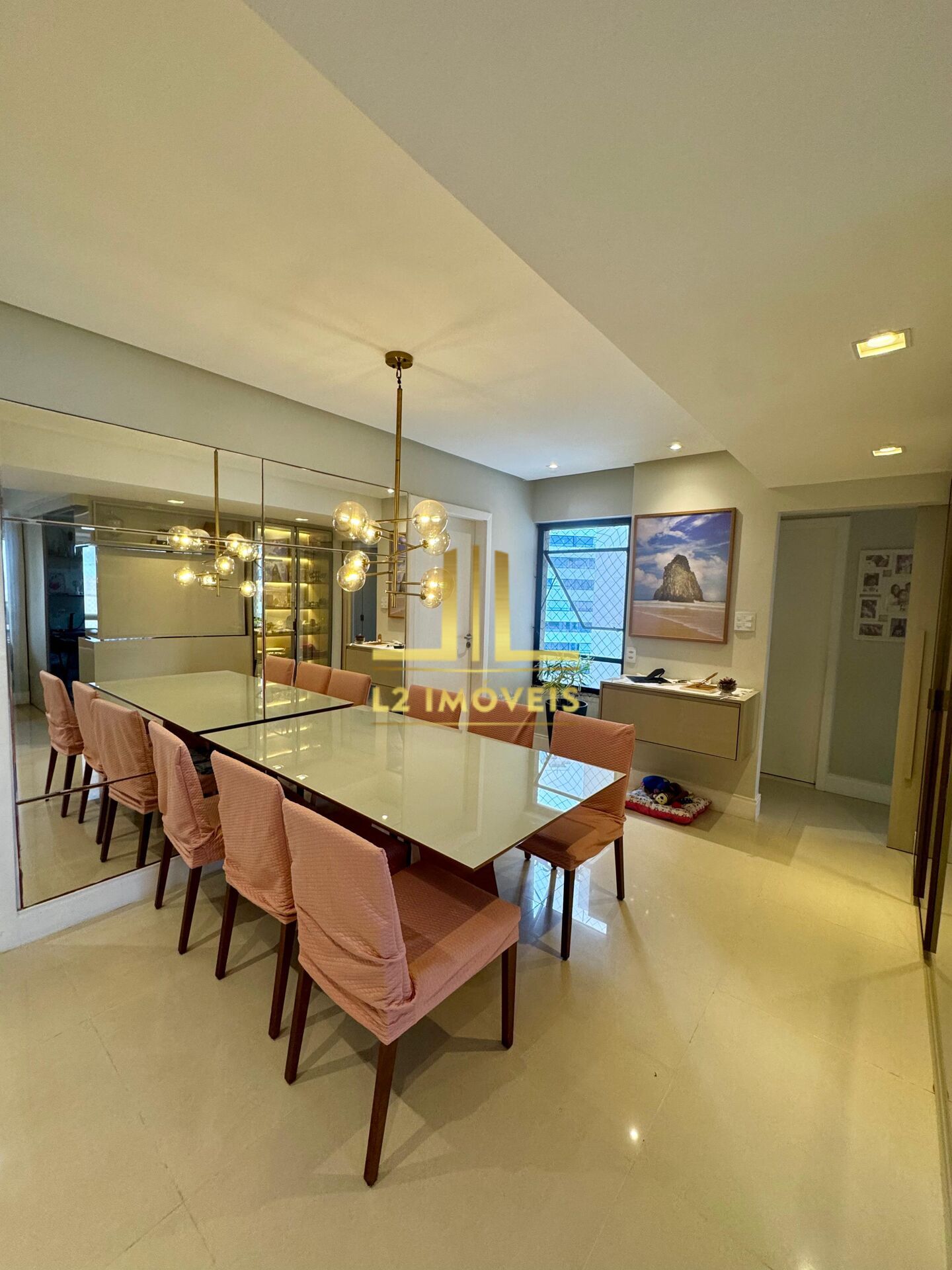 Apartamento à venda com 3 quartos, 110m² - Foto 1