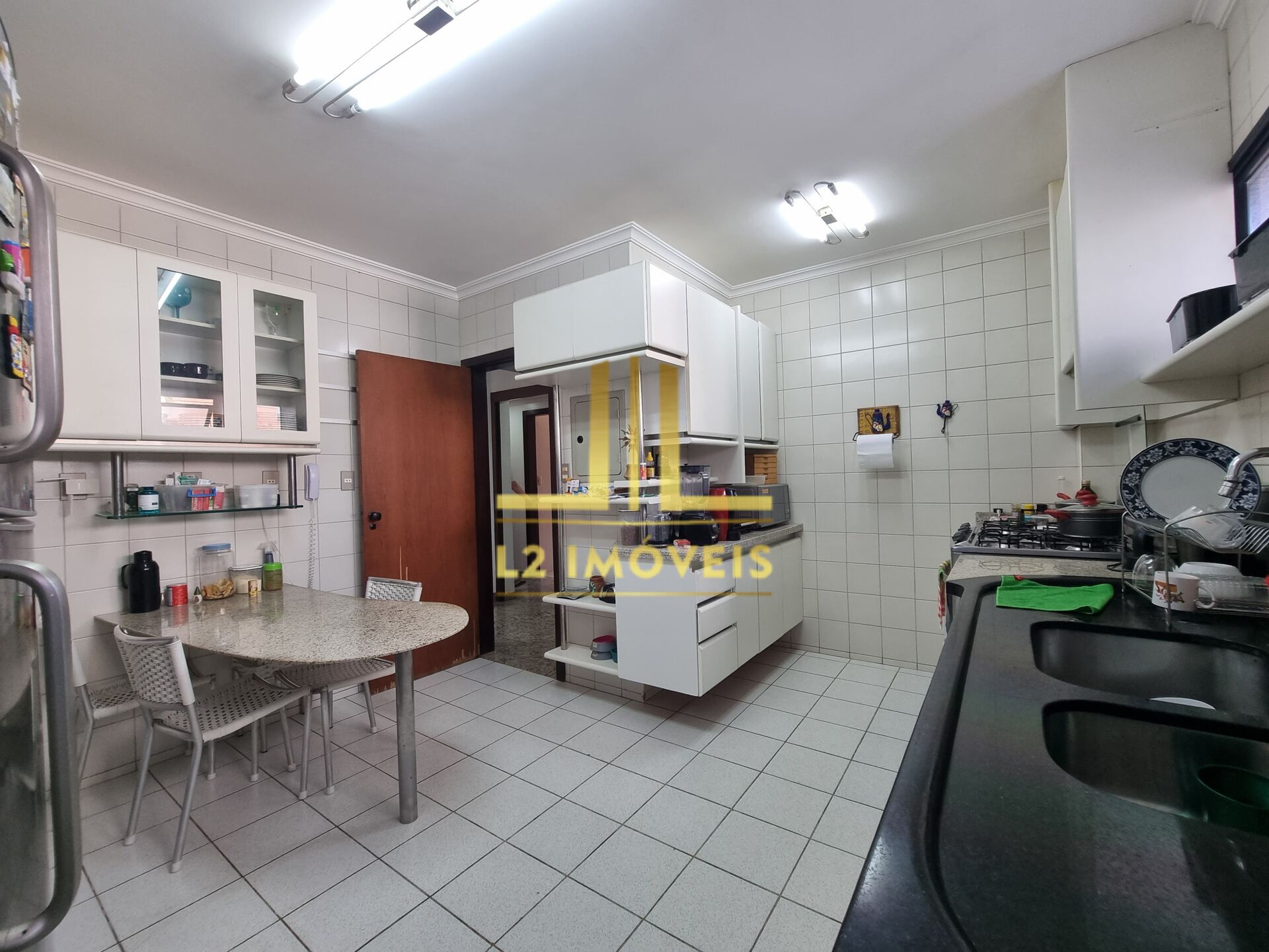 Apartamento à venda com 3 quartos, 166m² - Foto 16