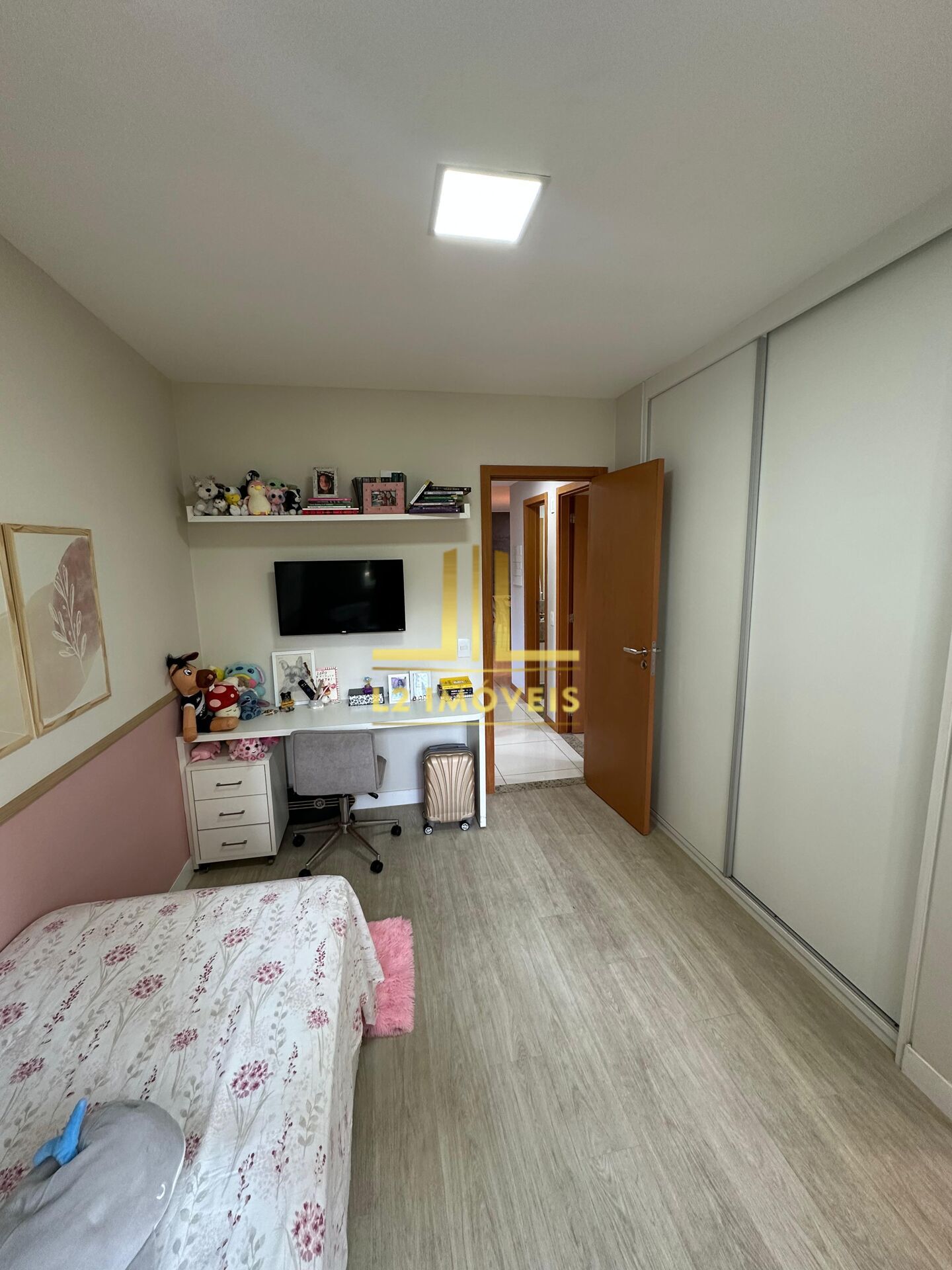 Apartamento à venda com 4 quartos, 140m² - Foto 8