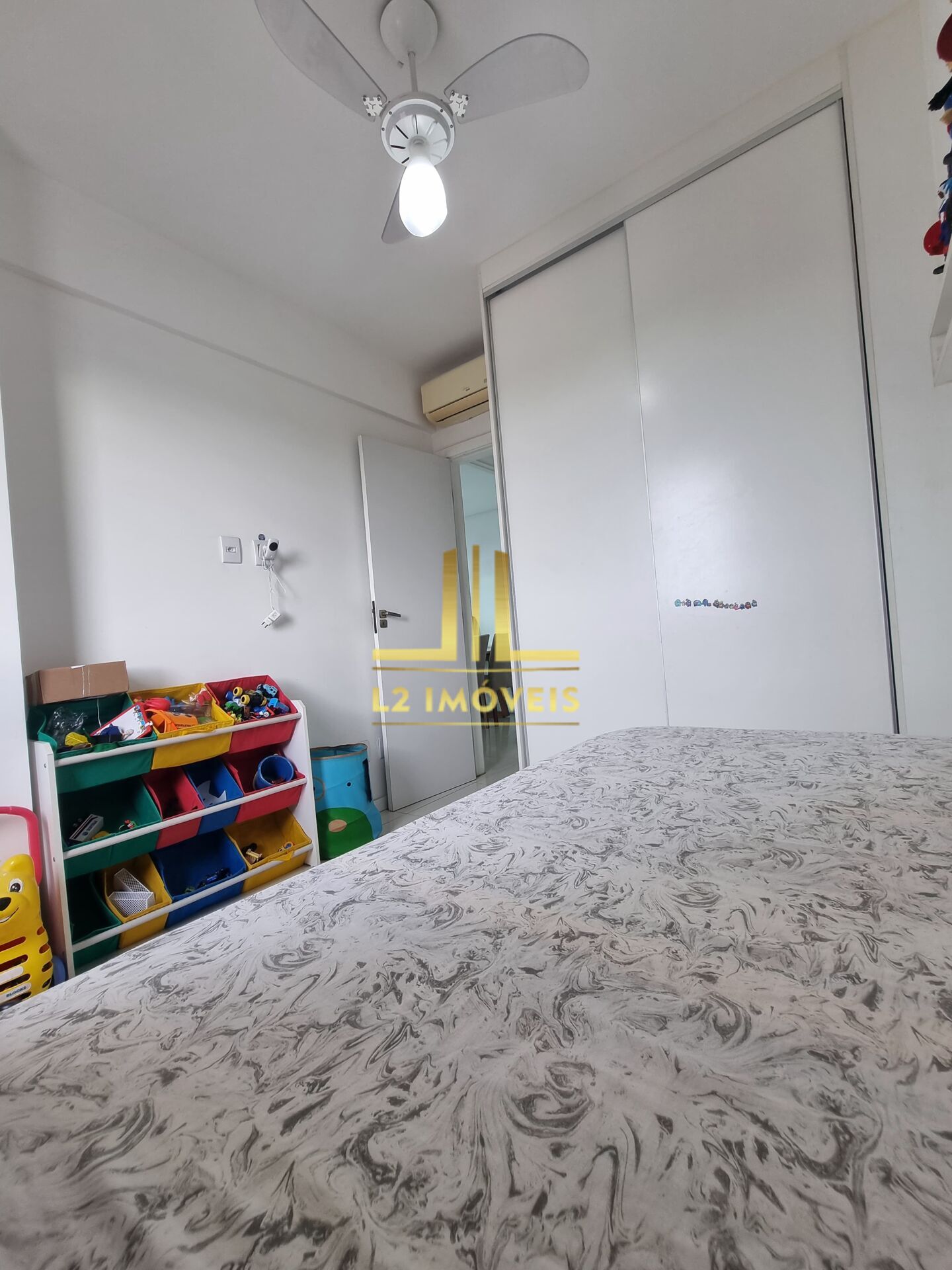 Apartamento à venda com 2 quartos, 75m² - Foto 8