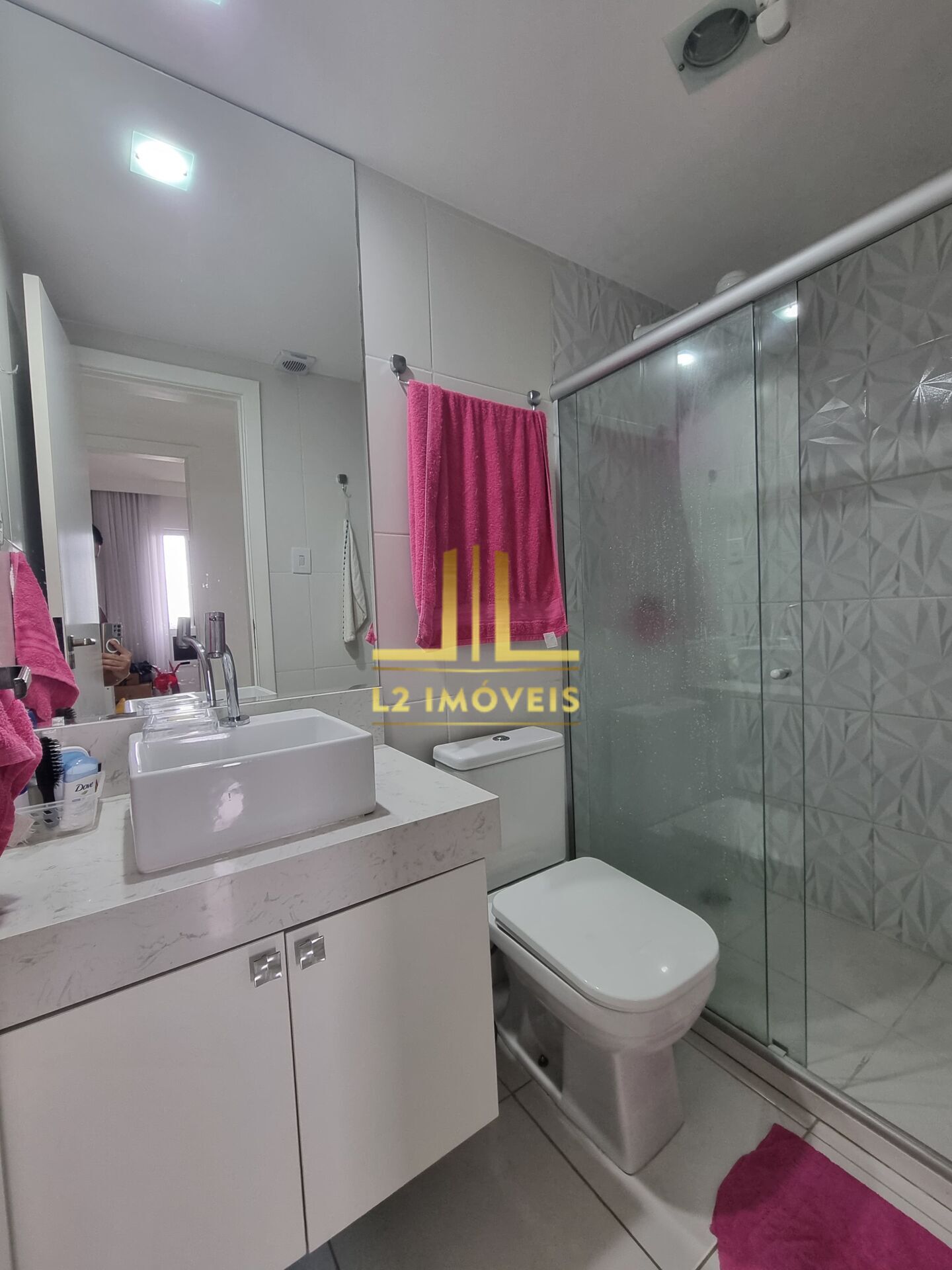 Apartamento à venda com 2 quartos, 75m² - Foto 17