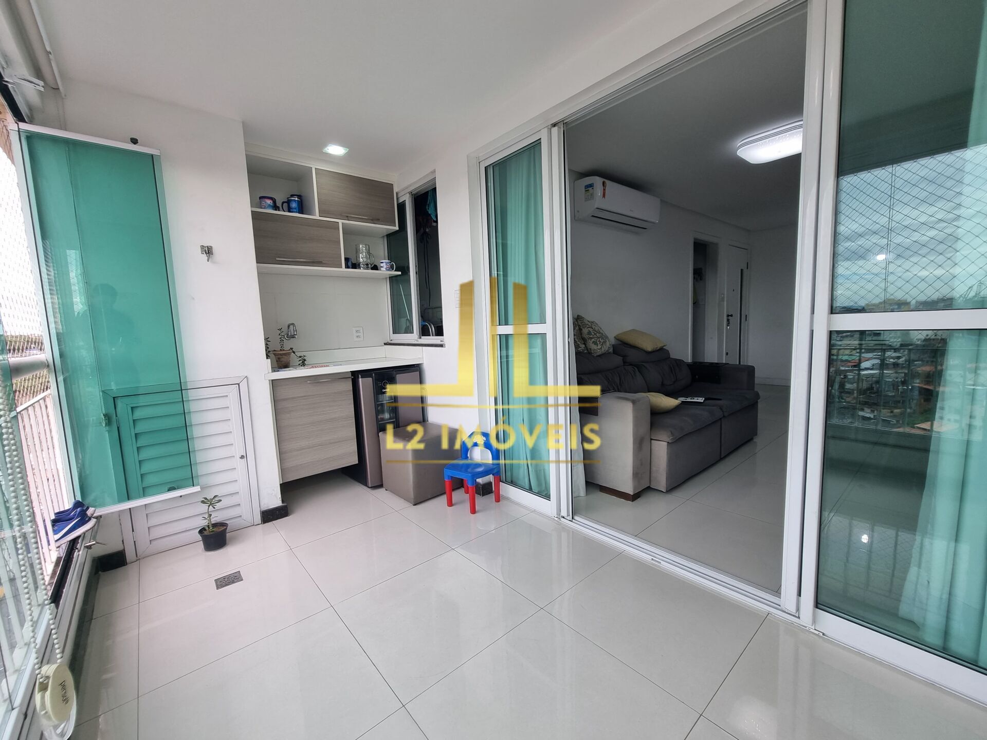 Apartamento à venda com 2 quartos, 75m² - Foto 5