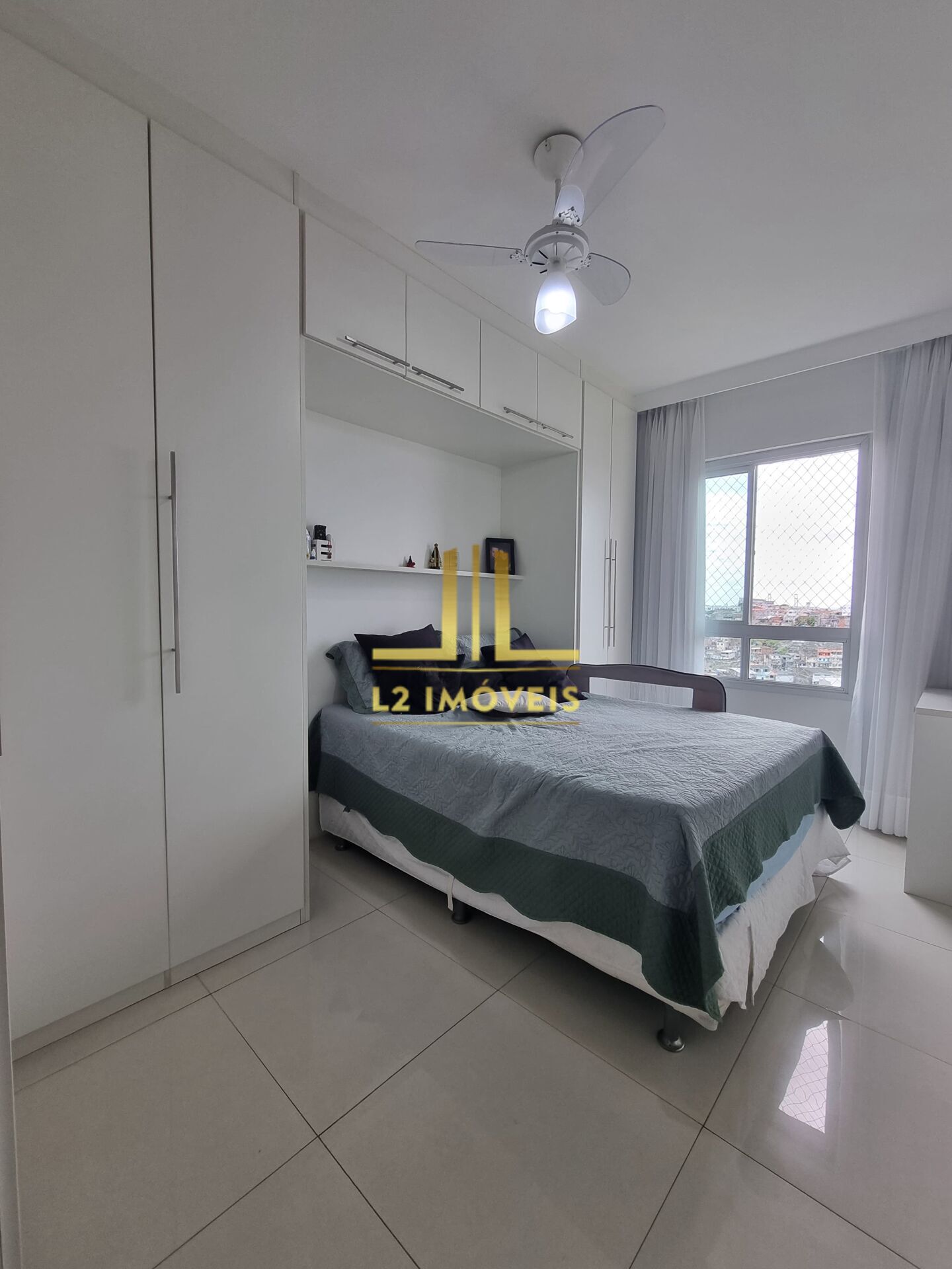 Apartamento à venda com 2 quartos, 75m² - Foto 12