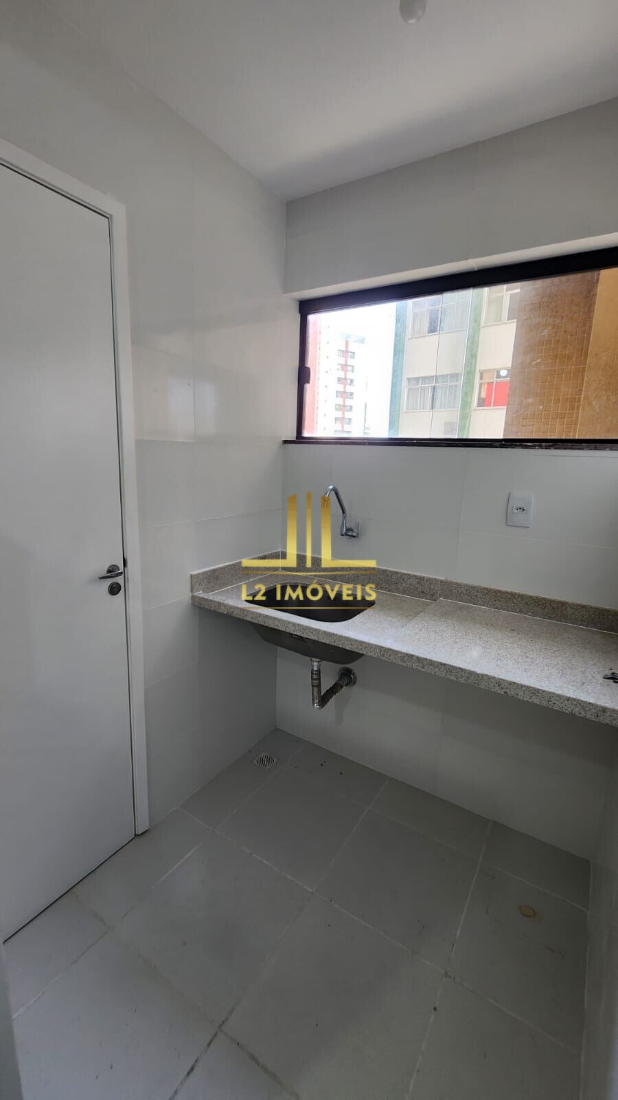 Apartamento à venda com 2 quartos, 98m² - Foto 11