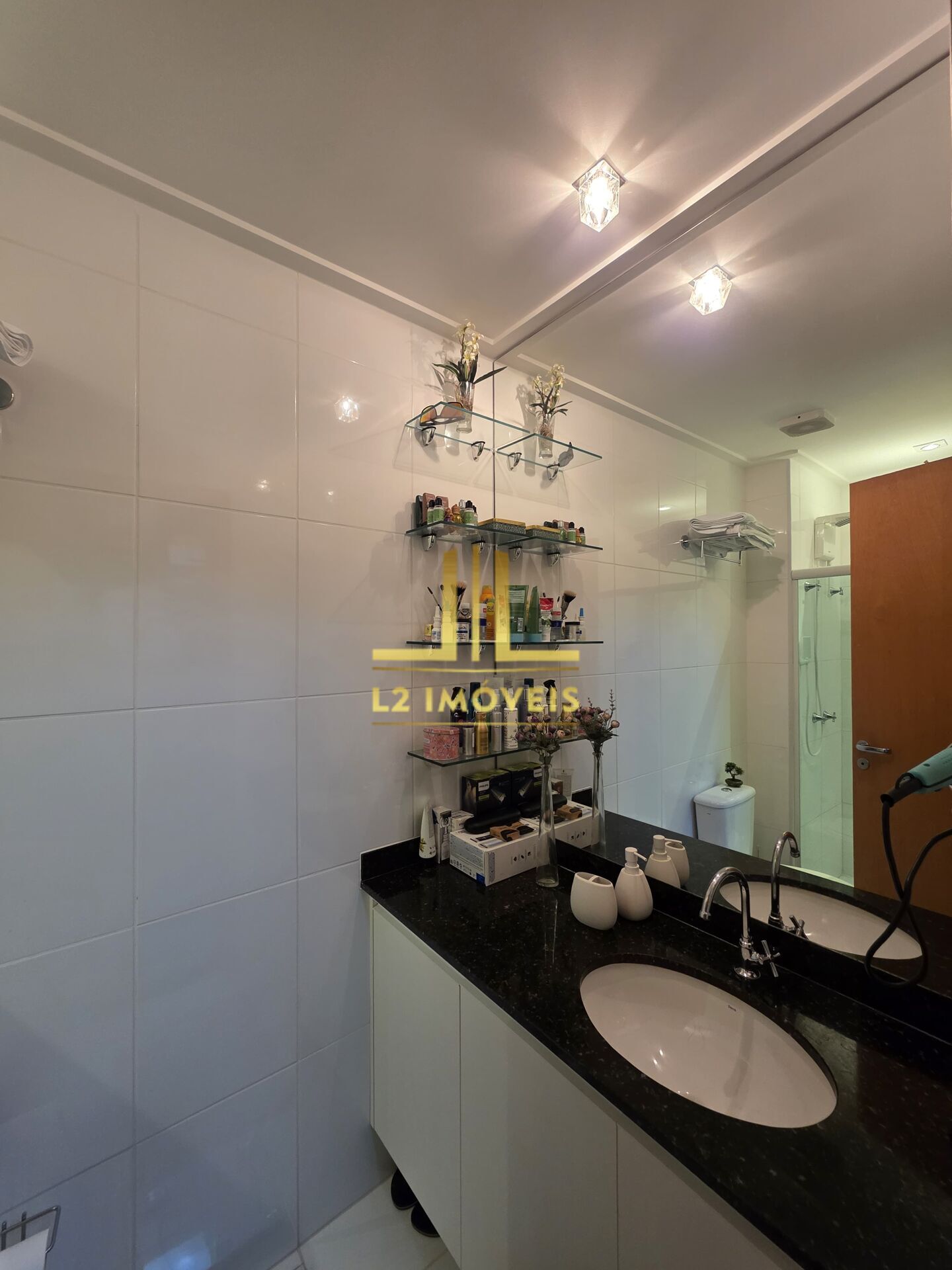 Apartamento à venda com 2 quartos, 85m² - Foto 17