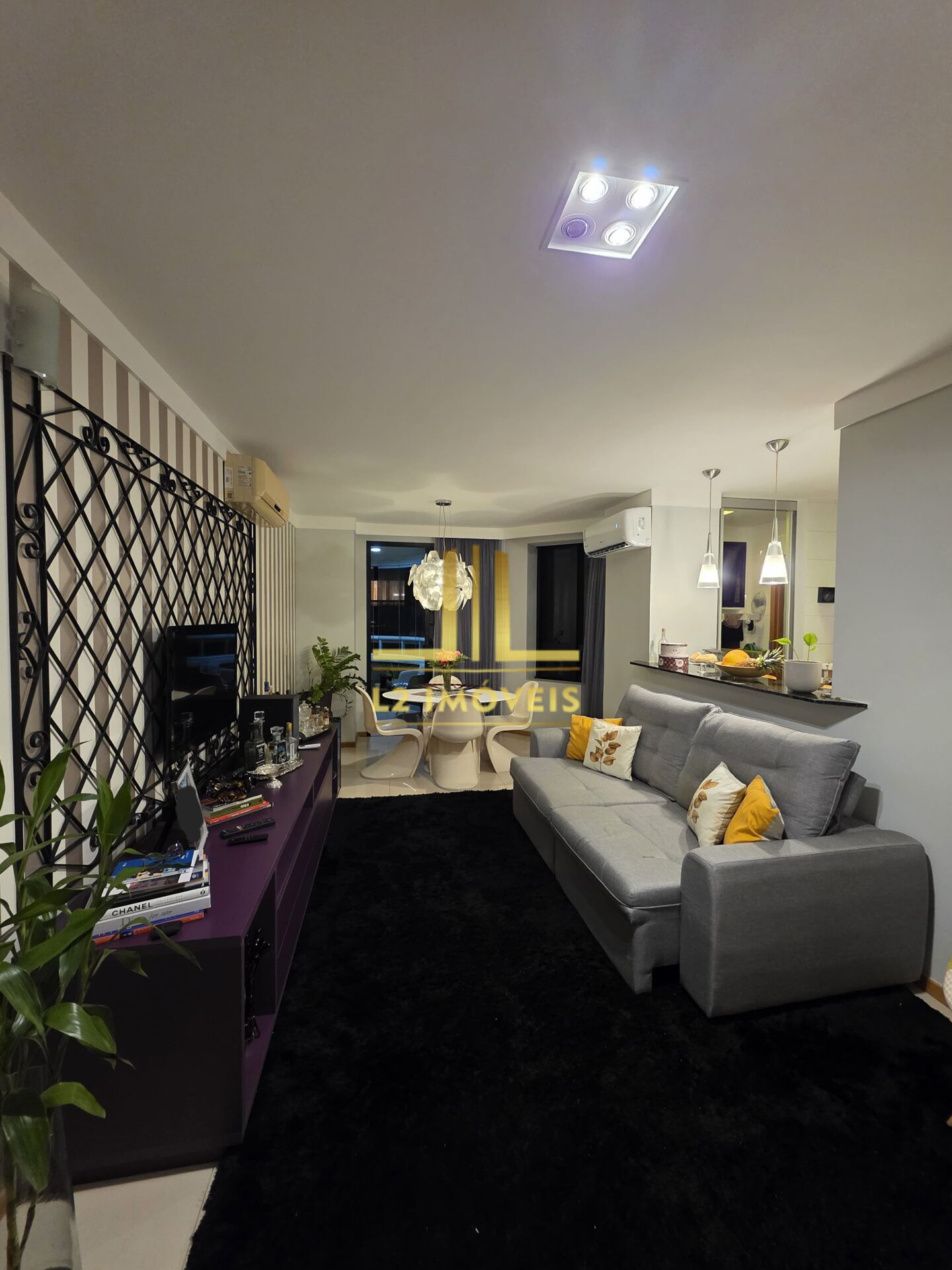 Apartamento à venda com 2 quartos, 85m² - Foto 3