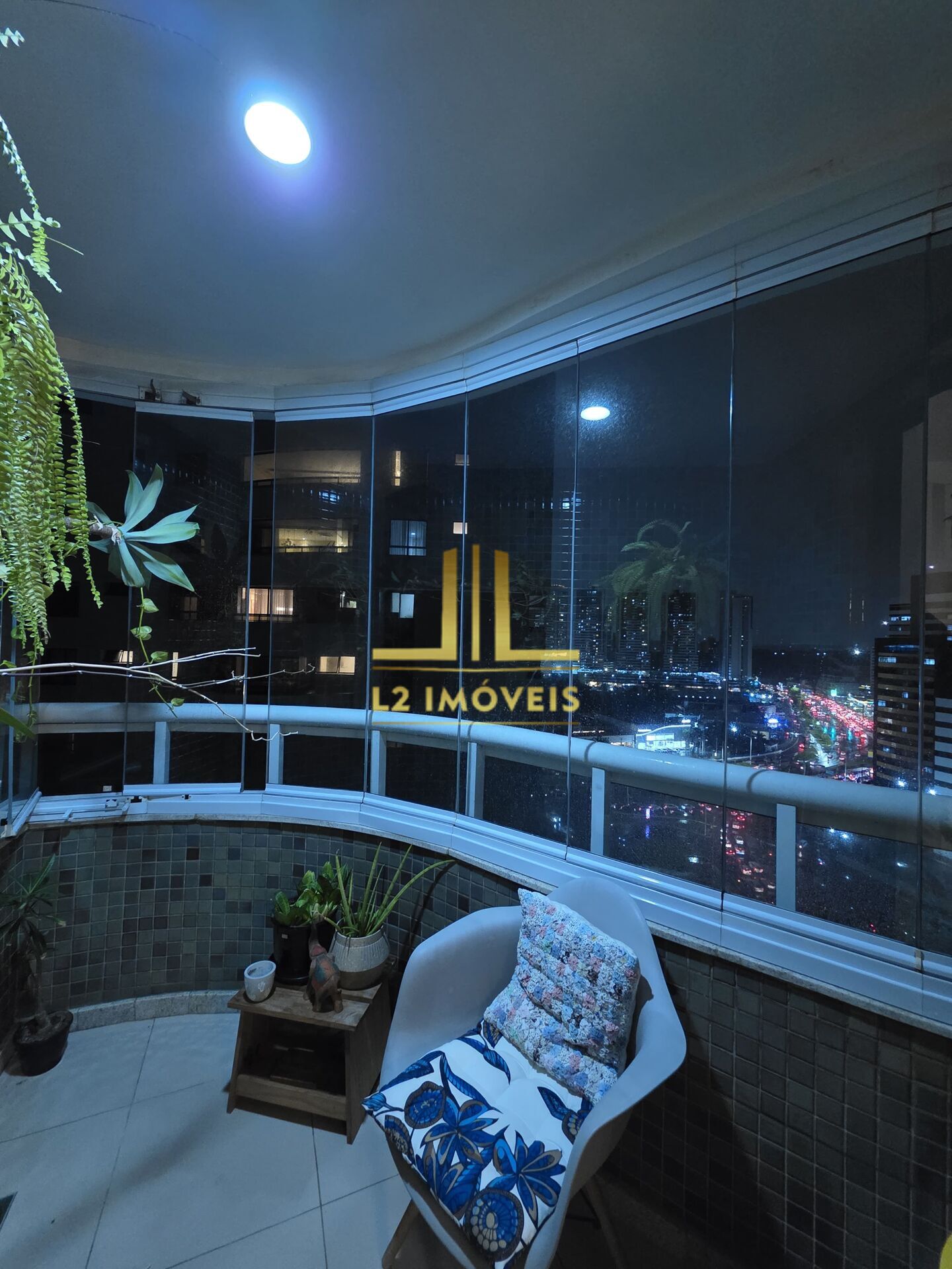 Apartamento à venda com 2 quartos, 85m² - Foto 8