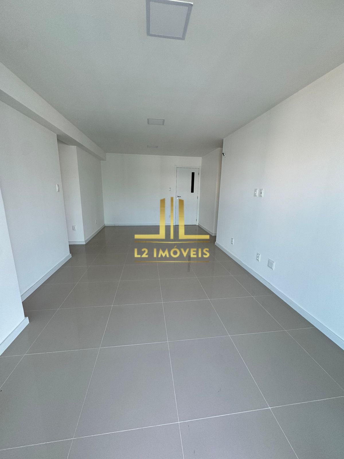 Apartamento à venda com 3 quartos, 126m² - Foto 3