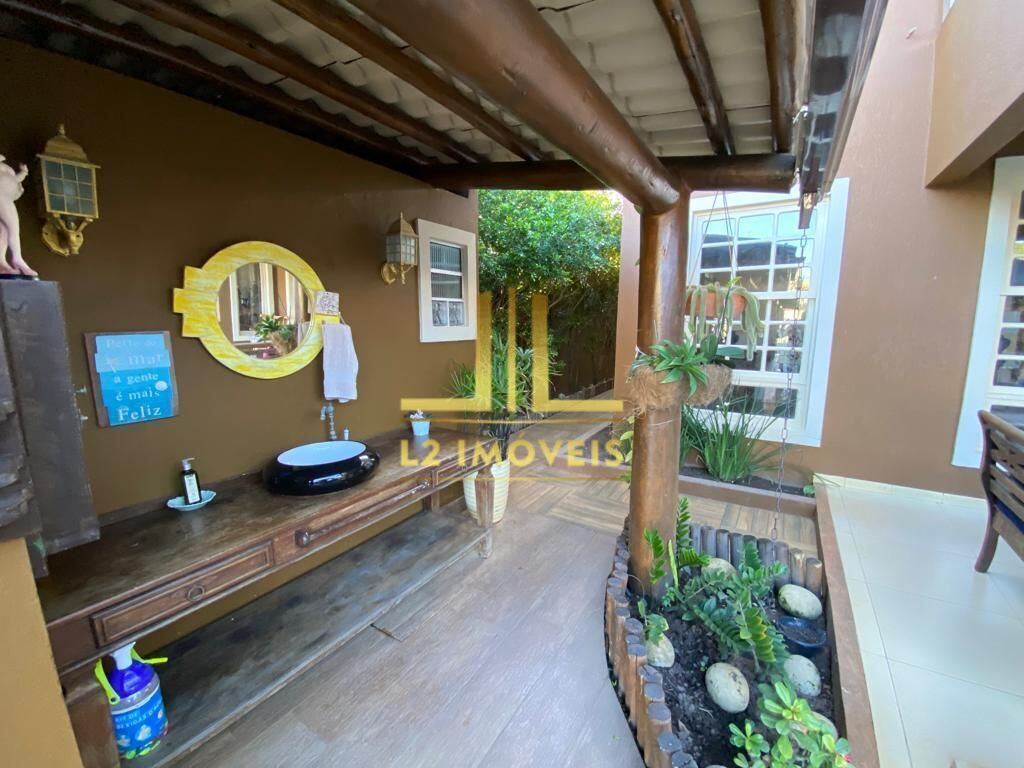 Casa à venda com 7 quartos, 300m² - Foto 14