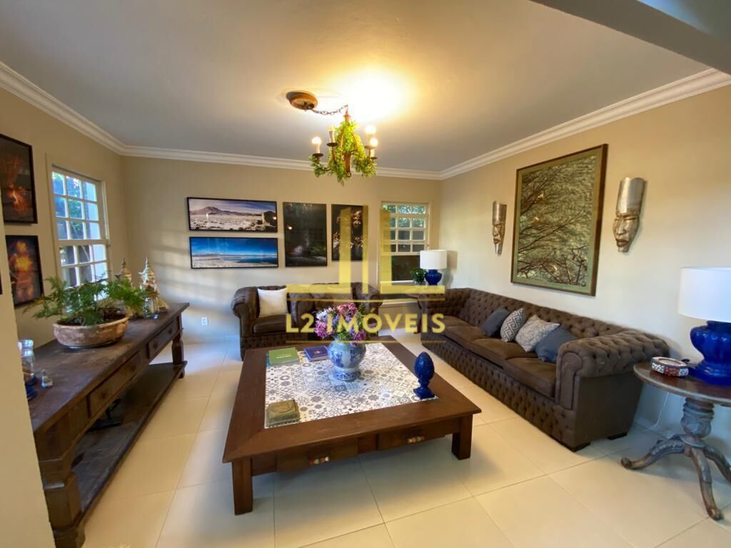 Casa à venda com 7 quartos, 300m² - Foto 15