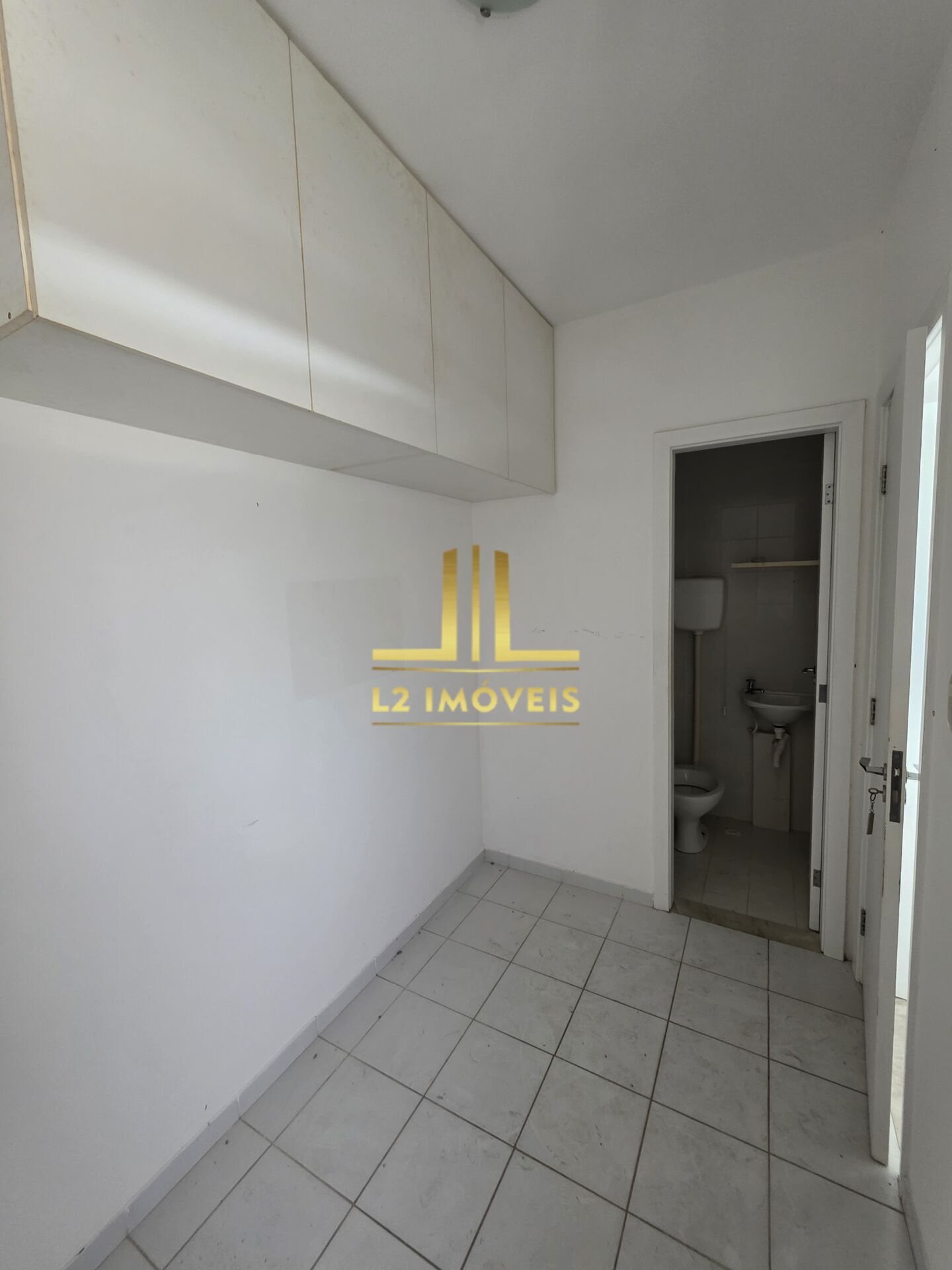 Apartamento à venda com 2 quartos, 105m² - Foto 9