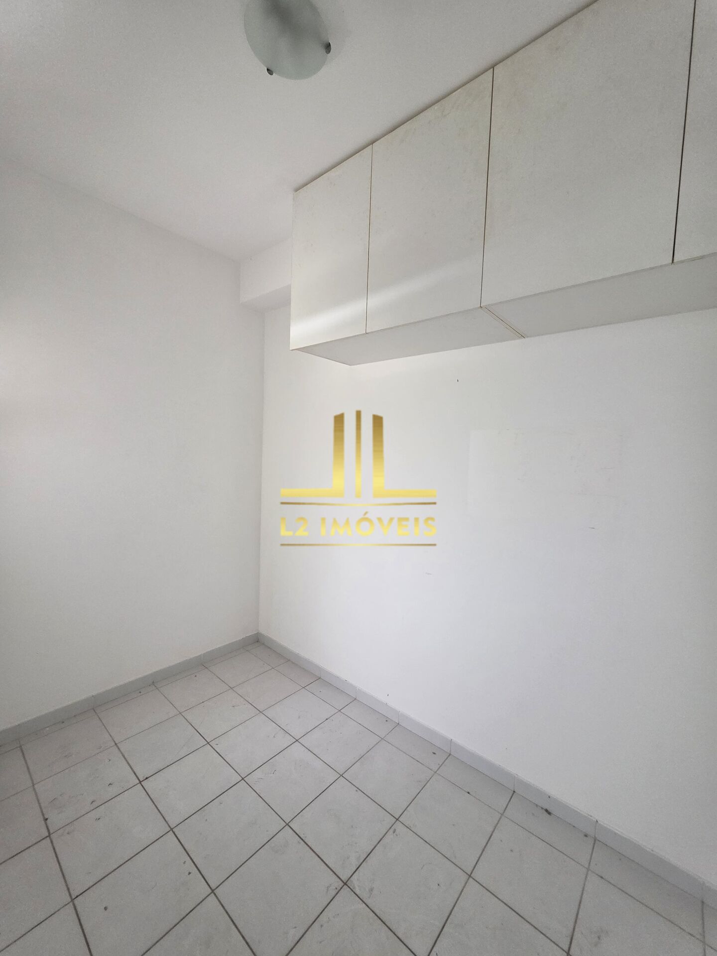 Apartamento à venda com 2 quartos, 105m² - Foto 8