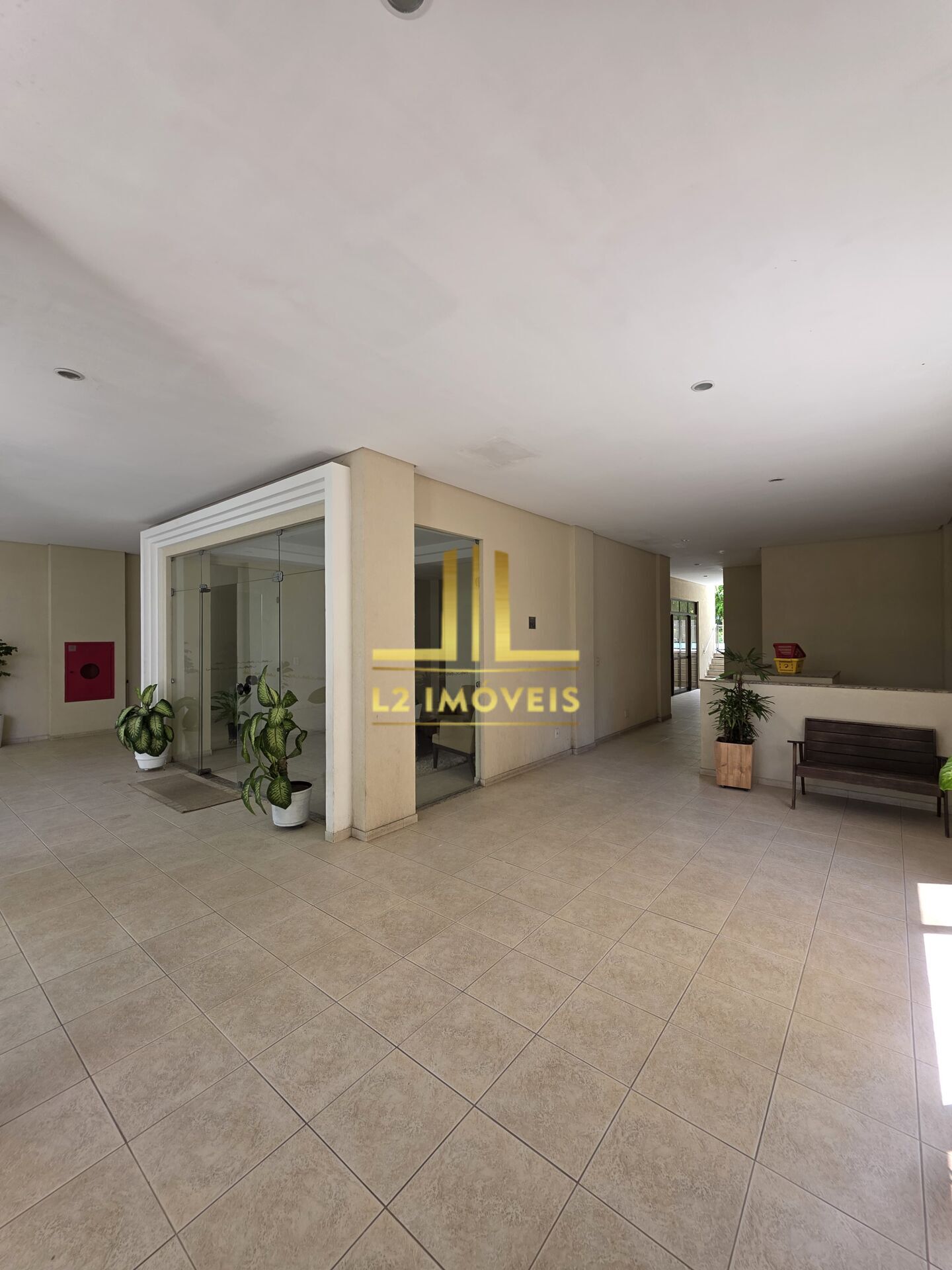 Apartamento à venda com 2 quartos, 105m² - Foto 28