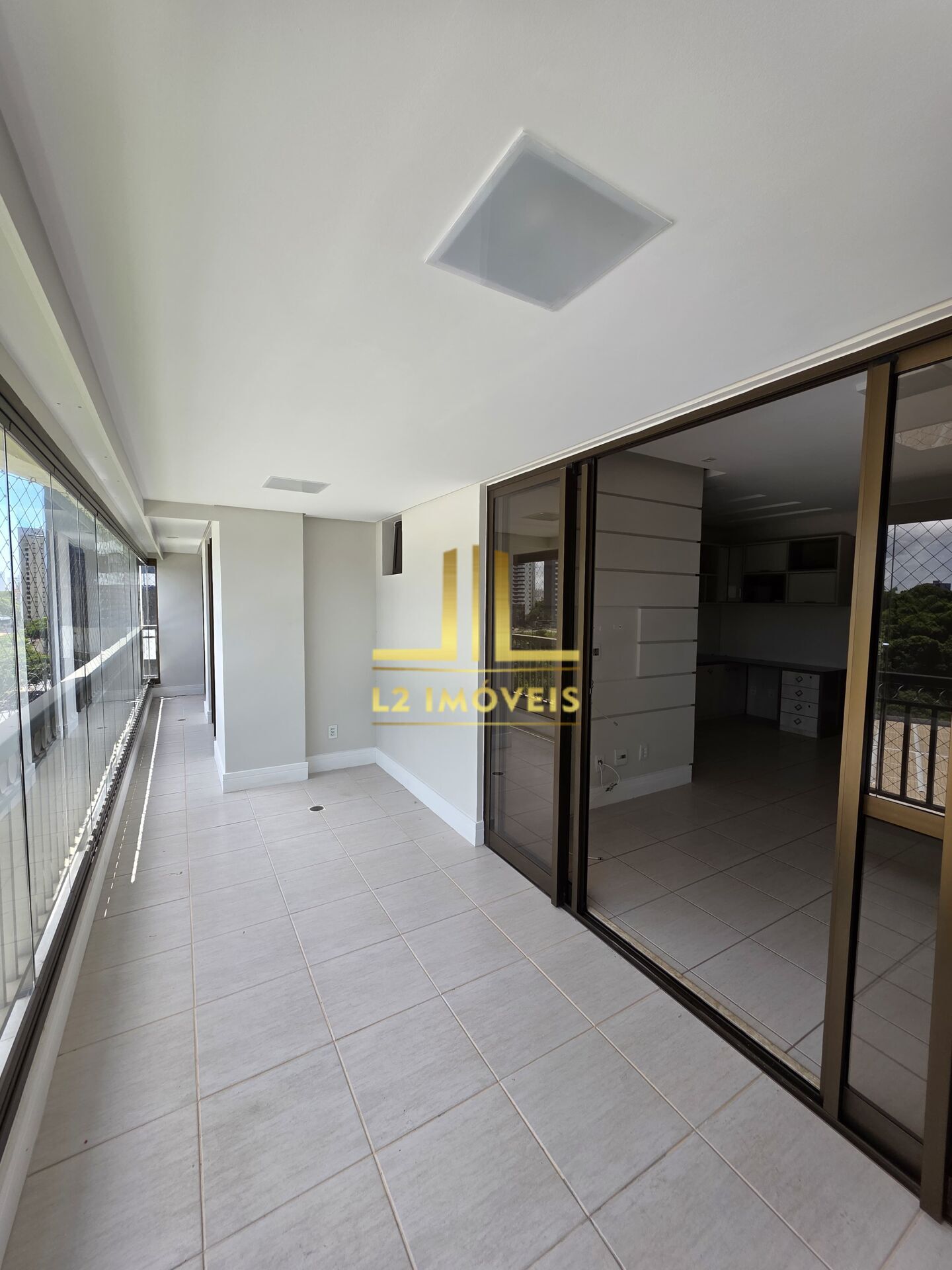 Apartamento à venda com 2 quartos, 105m² - Foto 5