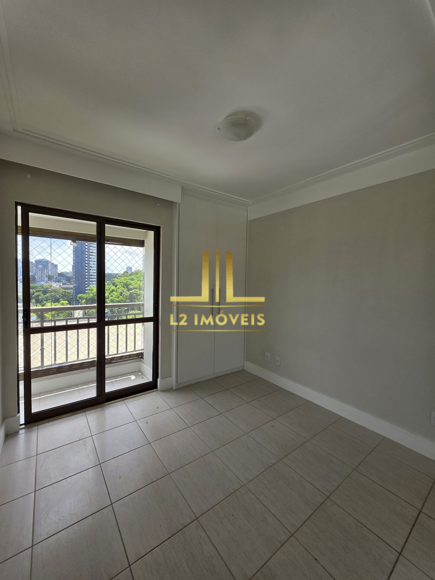 Apartamento à venda com 2 quartos, 105m² - Foto 10