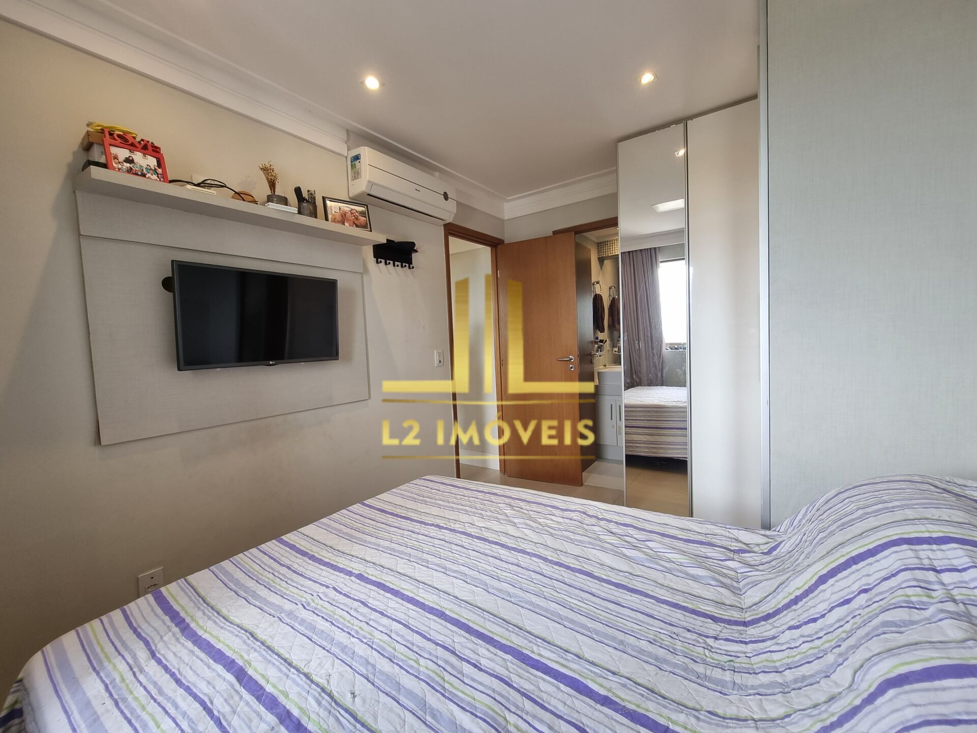 Apartamento à venda com 2 quartos, 54m² - Foto 4