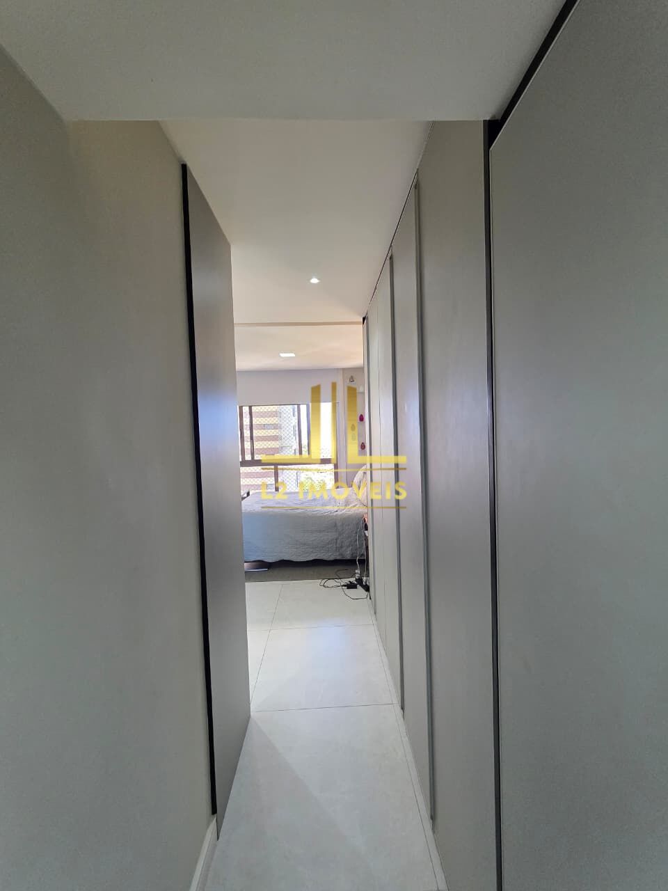 Apartamento à venda com 3 quartos, 225m² - Foto 20