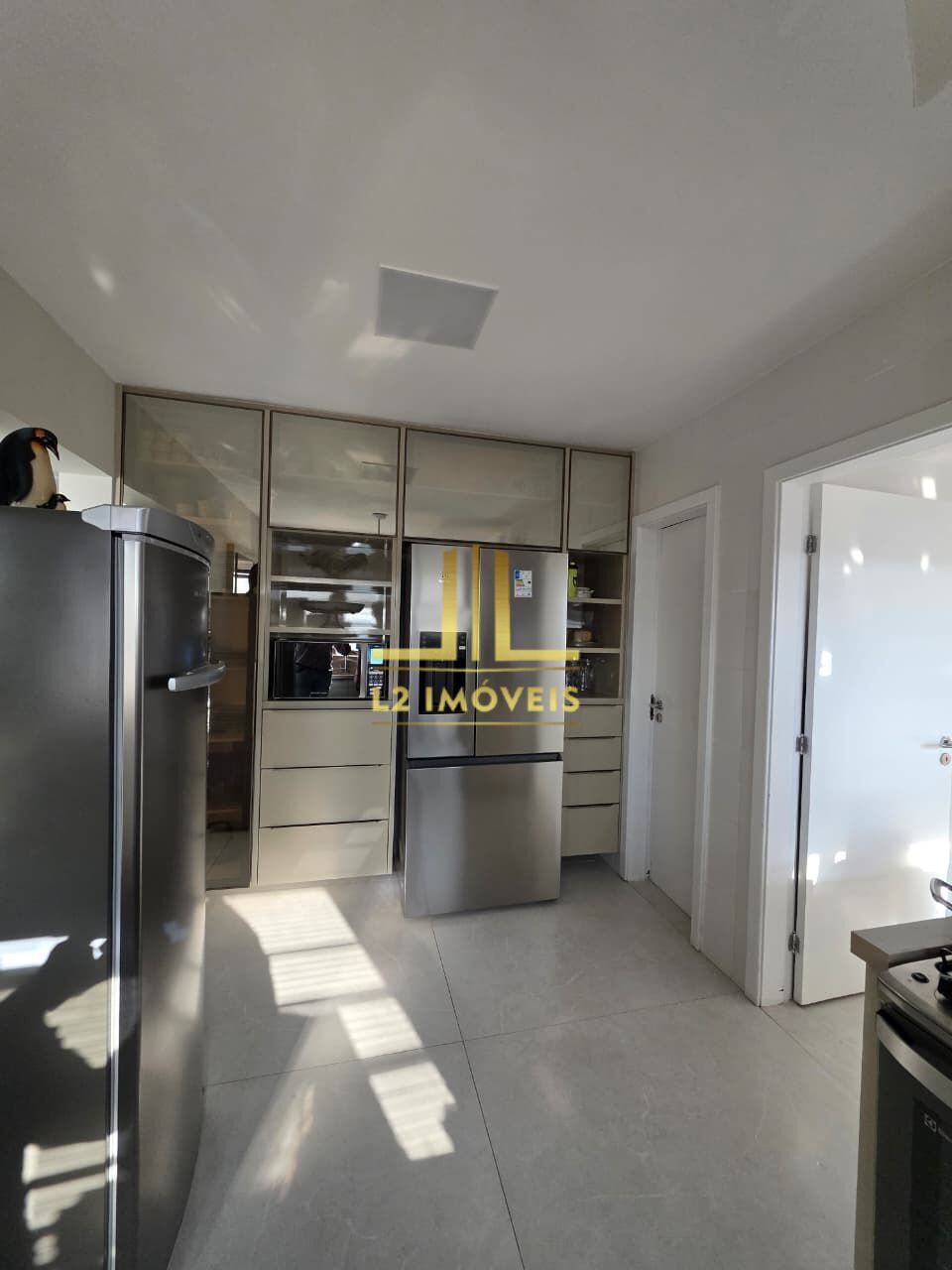 Apartamento à venda com 3 quartos, 225m² - Foto 34