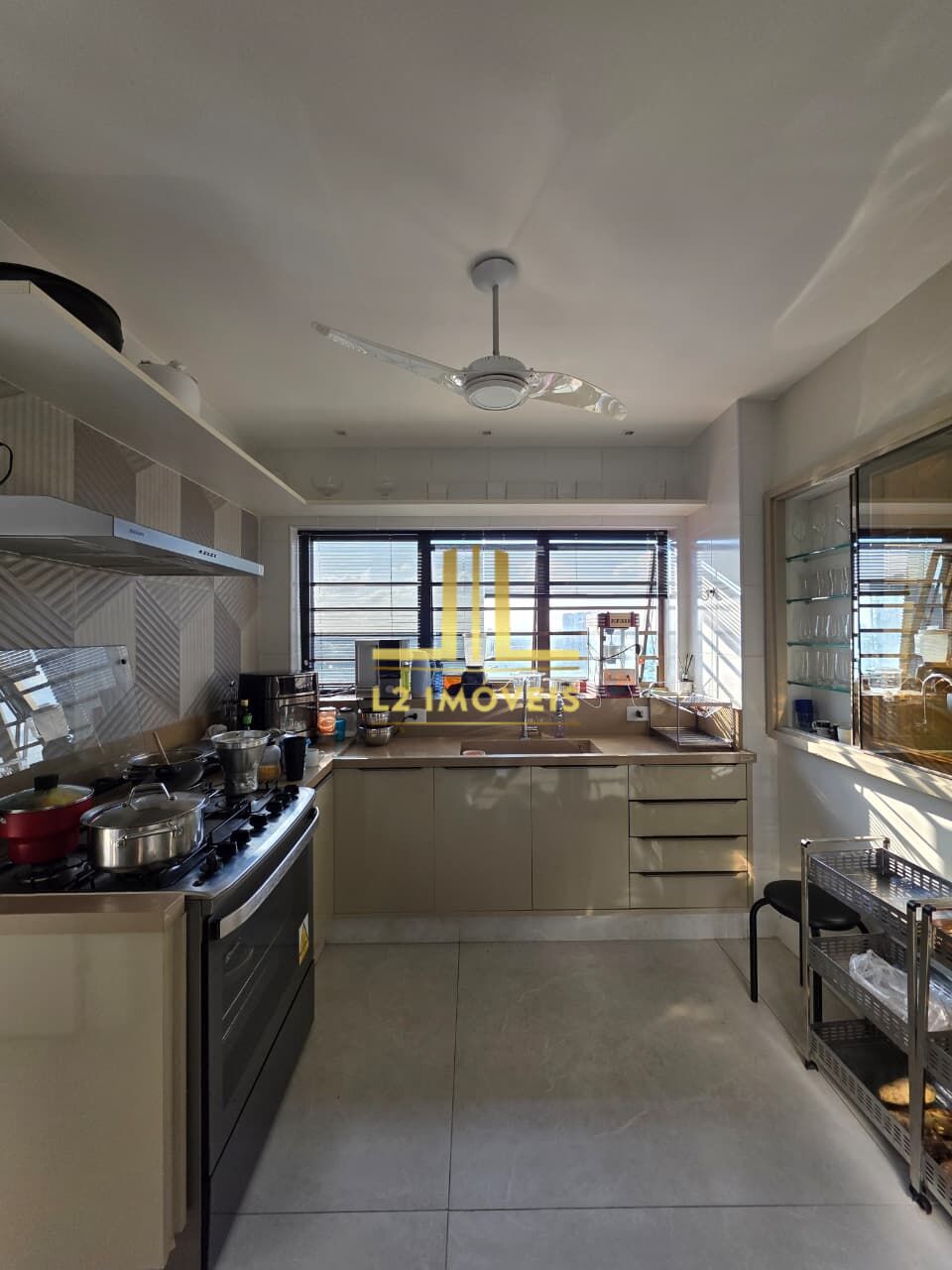 Apartamento à venda com 3 quartos, 225m² - Foto 40