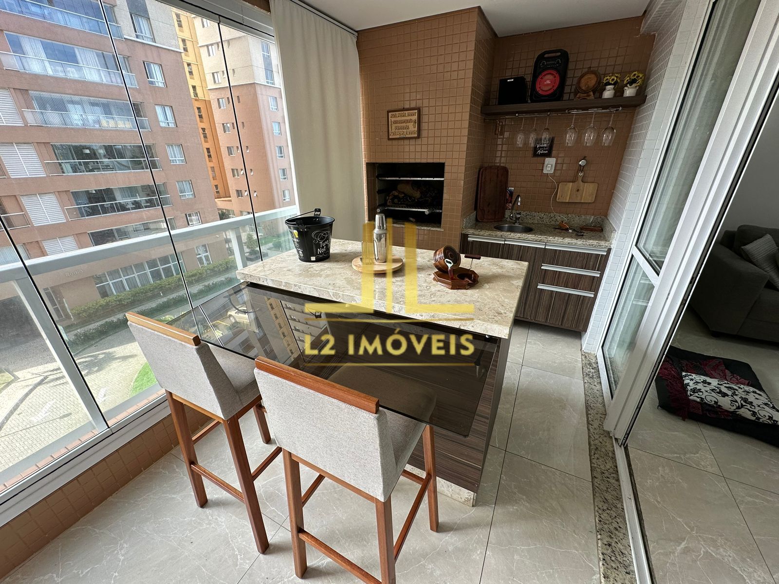 Apartamento à venda com 3 quartos, 110m² - Foto 17