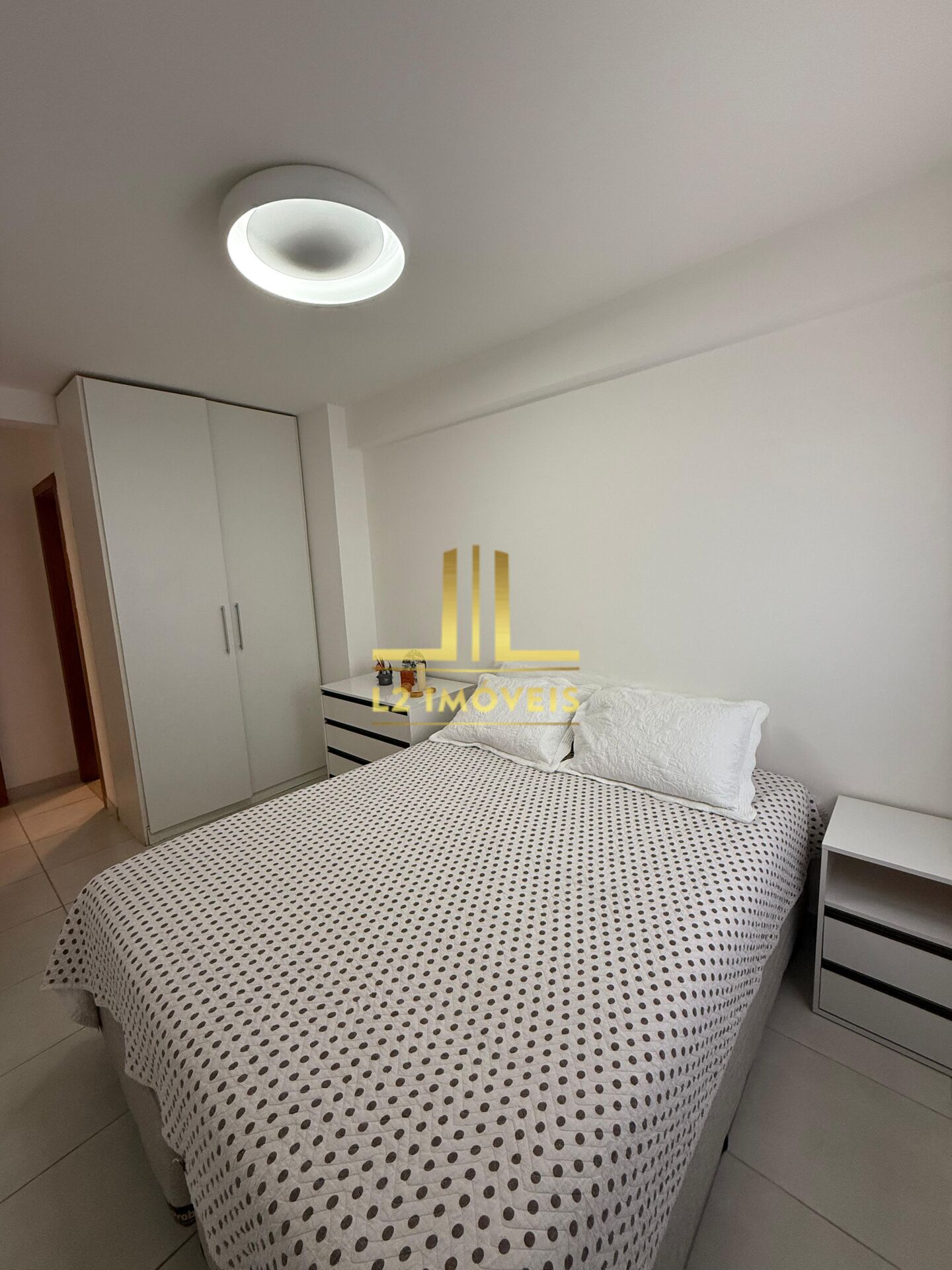 Apartamento à venda com 2 quartos, 83m² - Foto 10