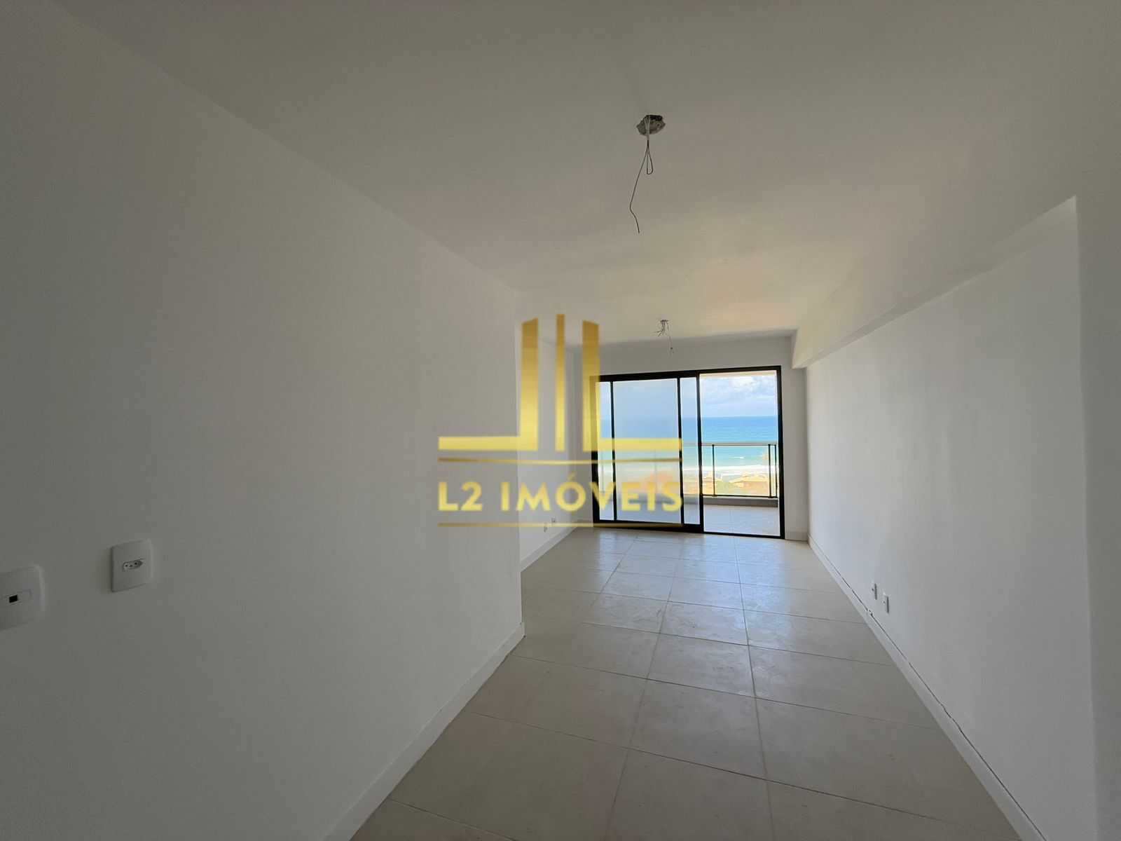 Apartamento à venda com 2 quartos, 70m² - Foto 1