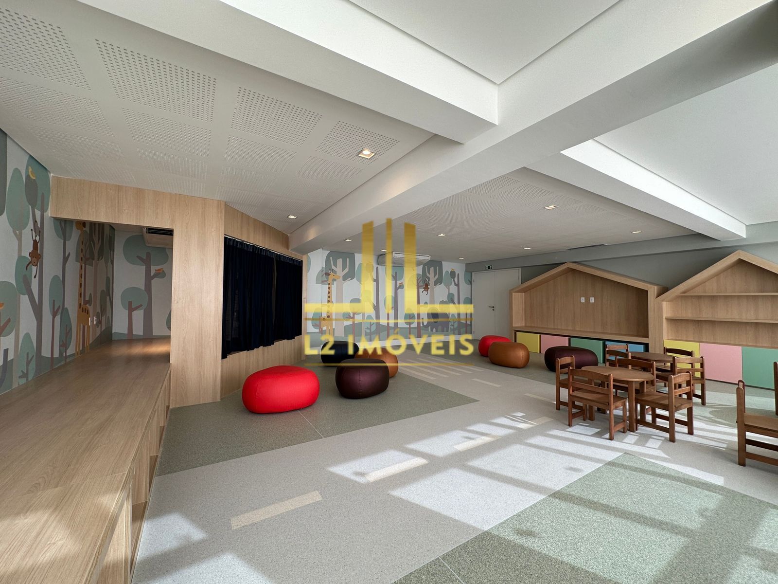 Apartamento à venda com 2 quartos, 70m² - Foto 25