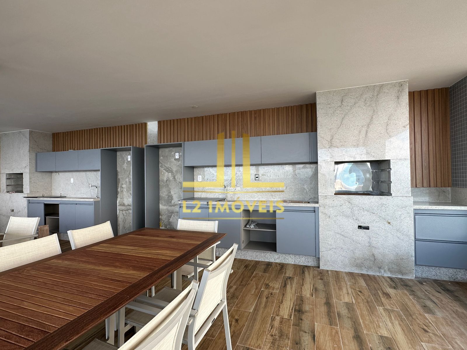 Apartamento à venda com 2 quartos, 70m² - Foto 16