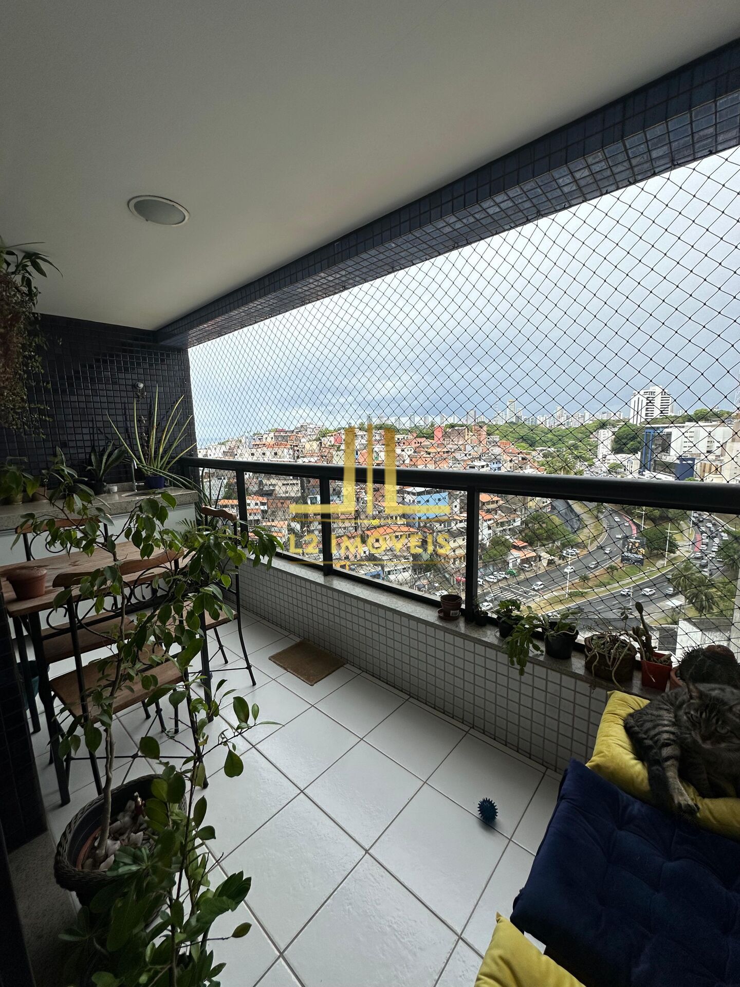 Apartamento à venda com 2 quartos, 64m² - Foto 5