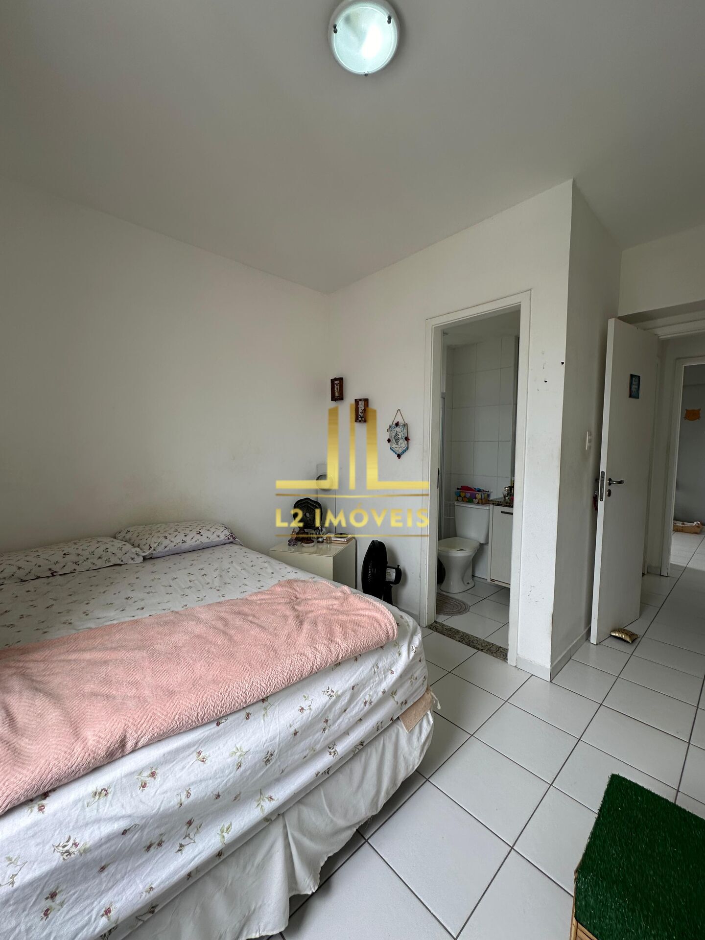 Apartamento à venda com 2 quartos, 64m² - Foto 13