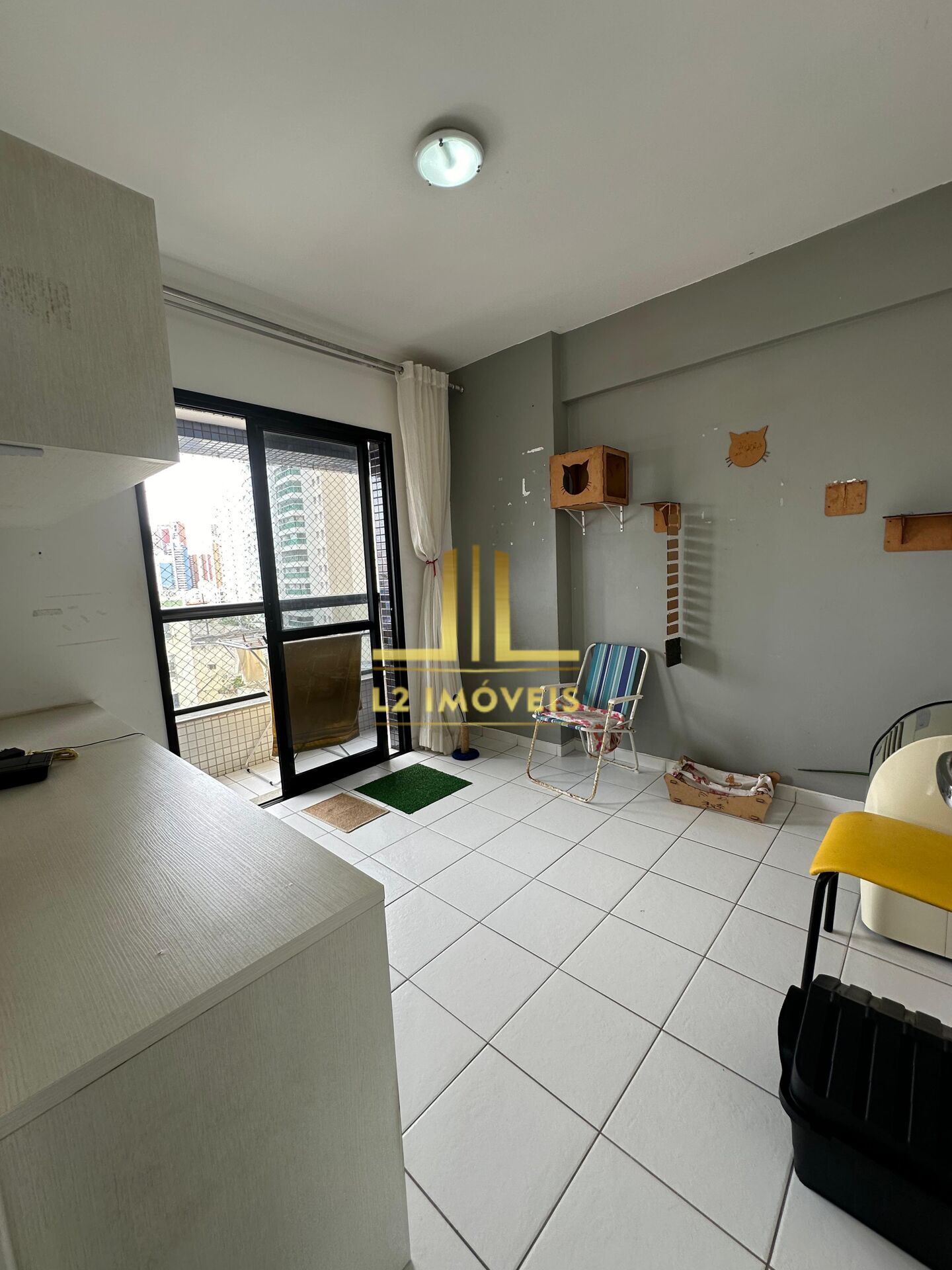 Apartamento à venda com 2 quartos, 64m² - Foto 11