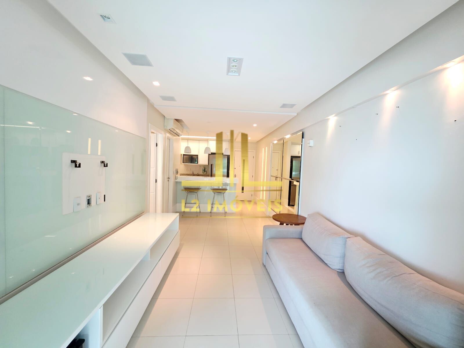 Apartamento à venda com 1 quarto, 63m² - Foto 3