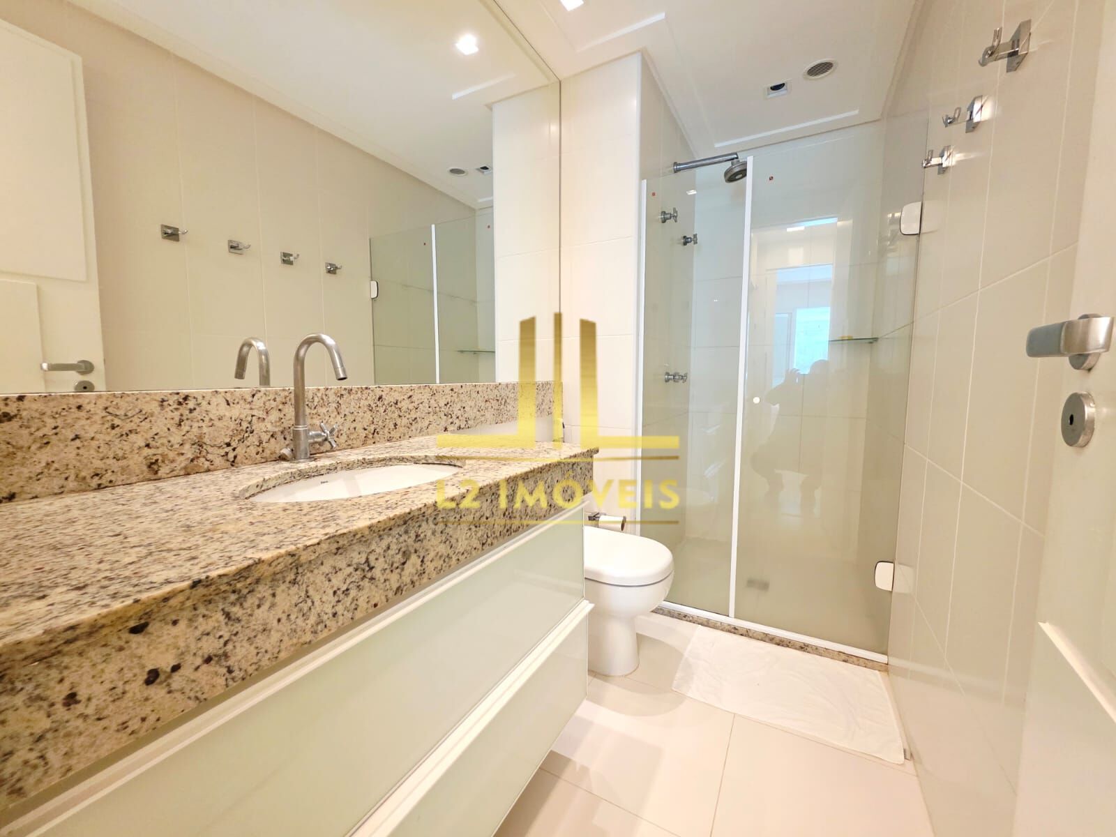 Apartamento à venda com 1 quarto, 63m² - Foto 13