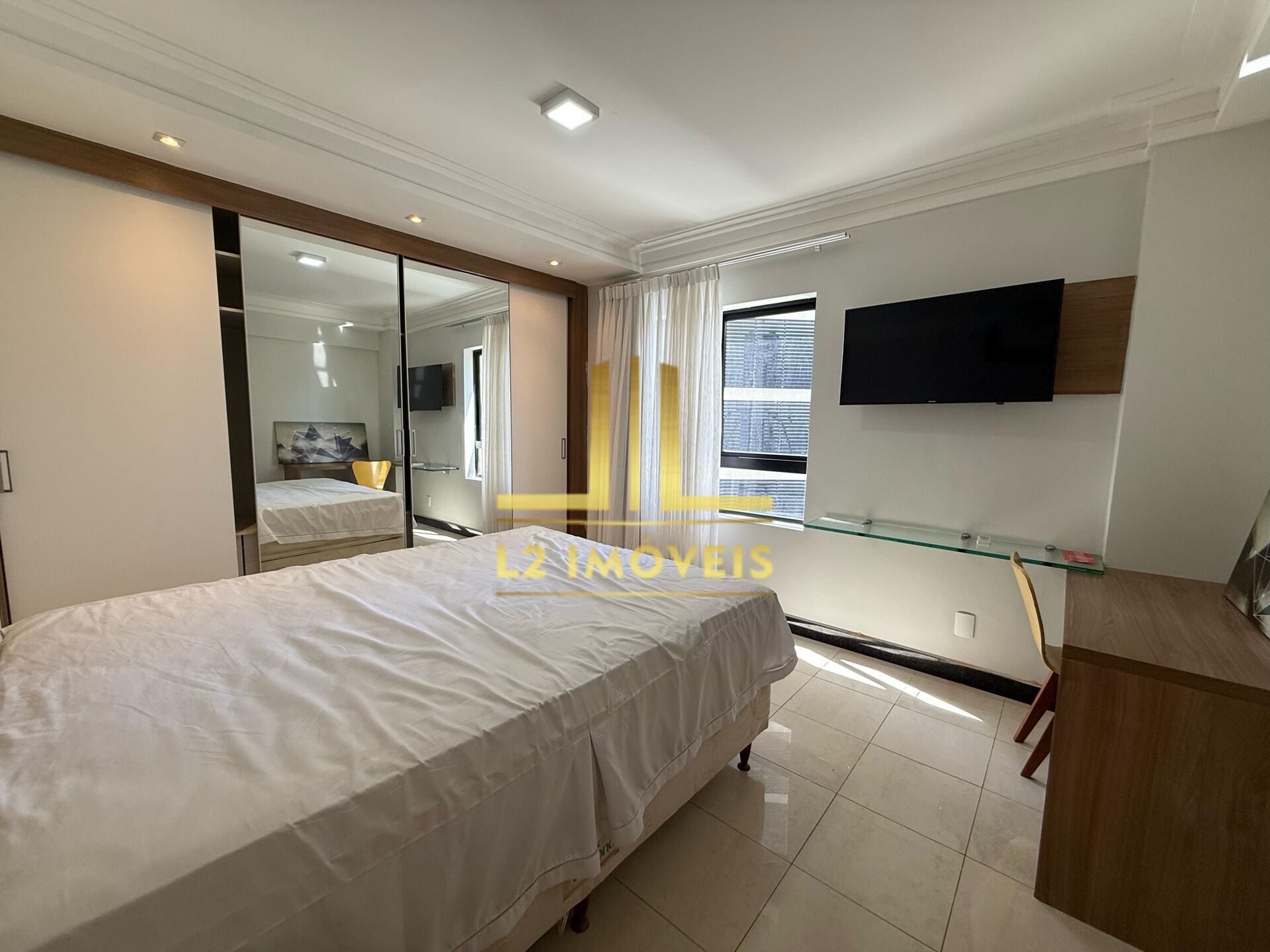 Apartamento - Caminho das árvores