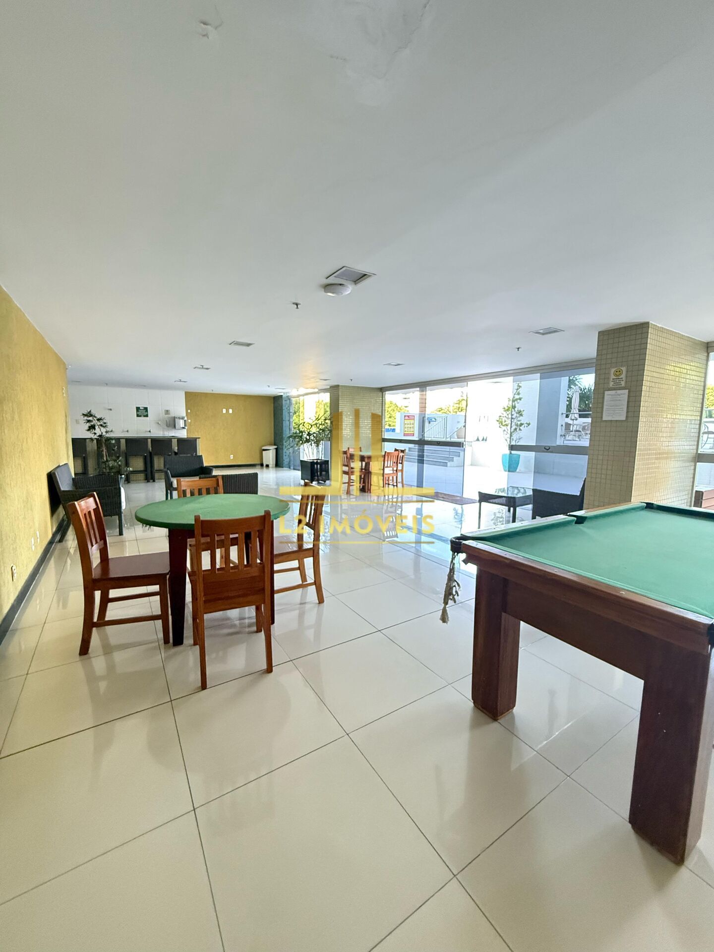 Apartamento - Caminho das árvores
