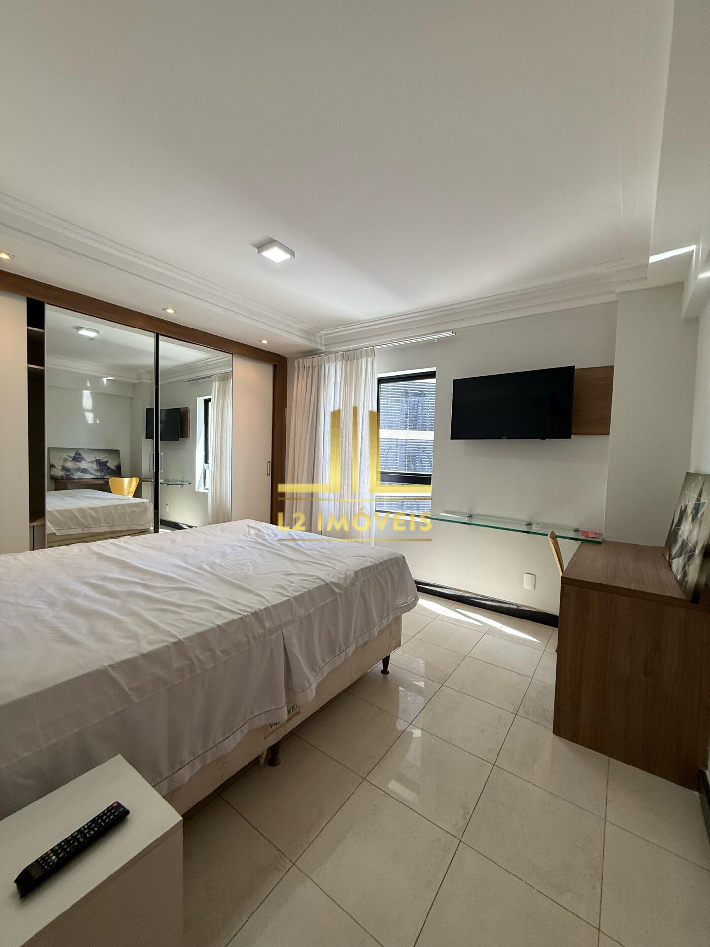Apartamento - Caminho das árvores