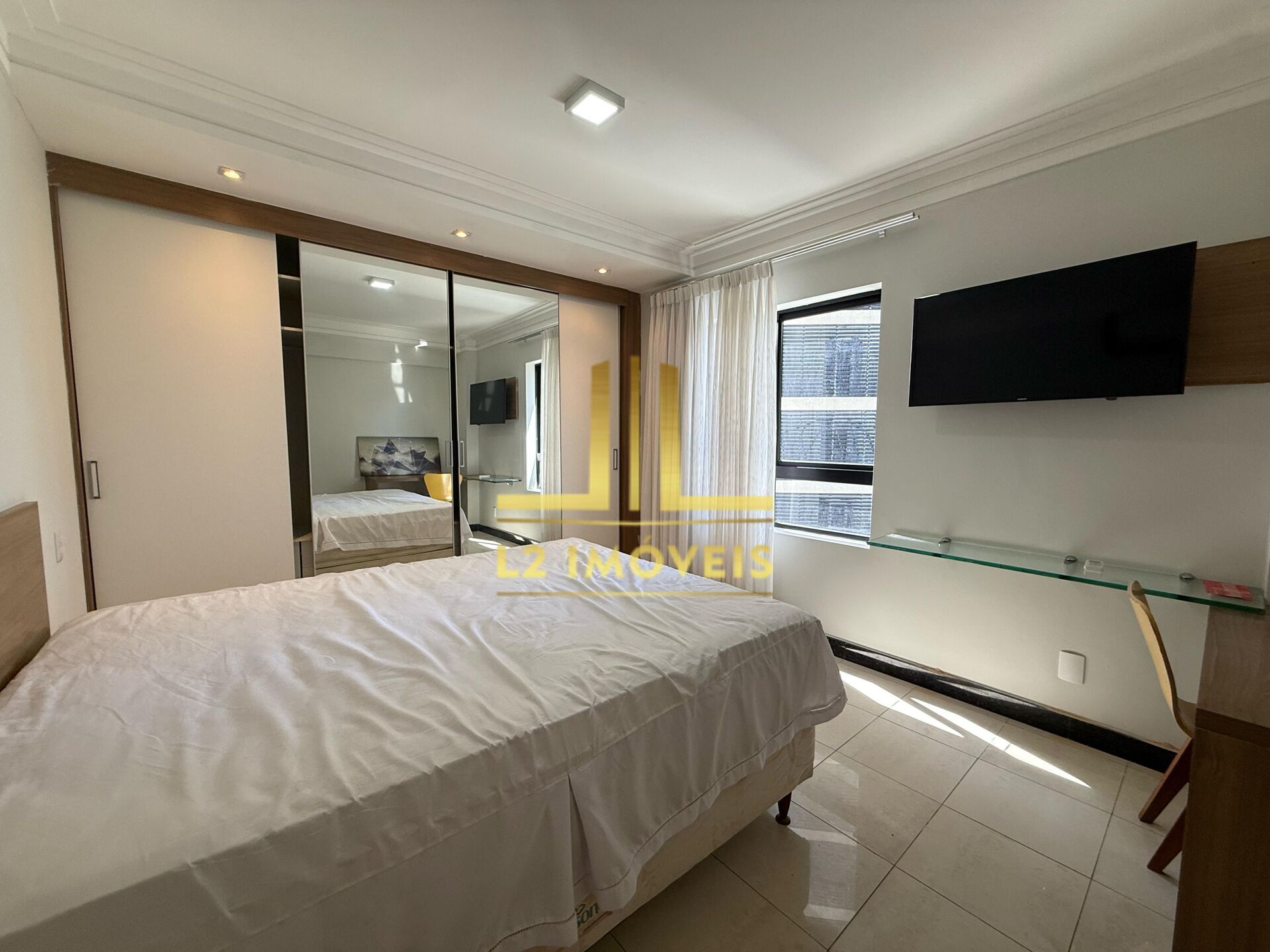 Apartamento - Caminho das árvores